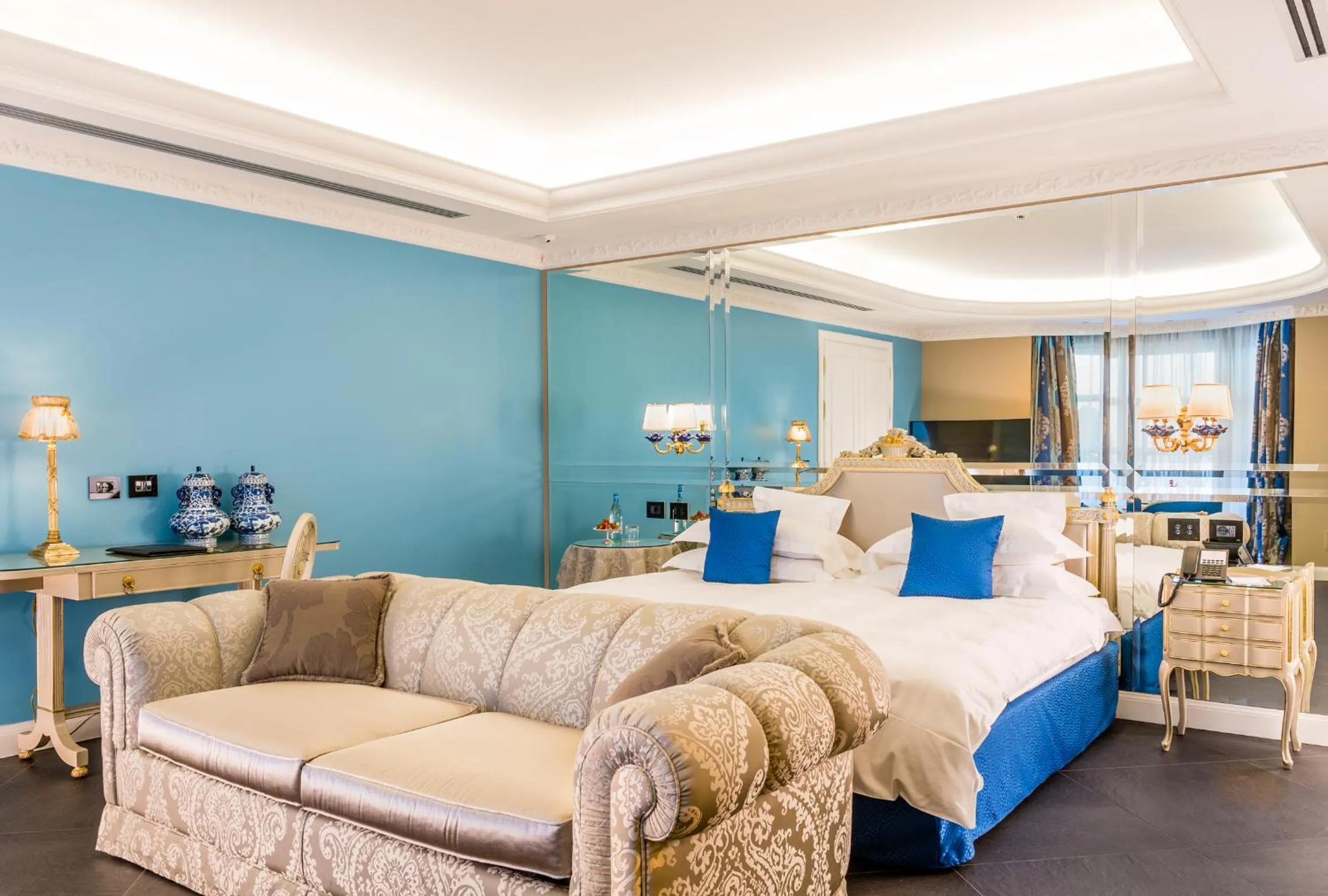 Bedroom, Bed in Villa e Palazzo Aminta - A Leading Hotel of The World