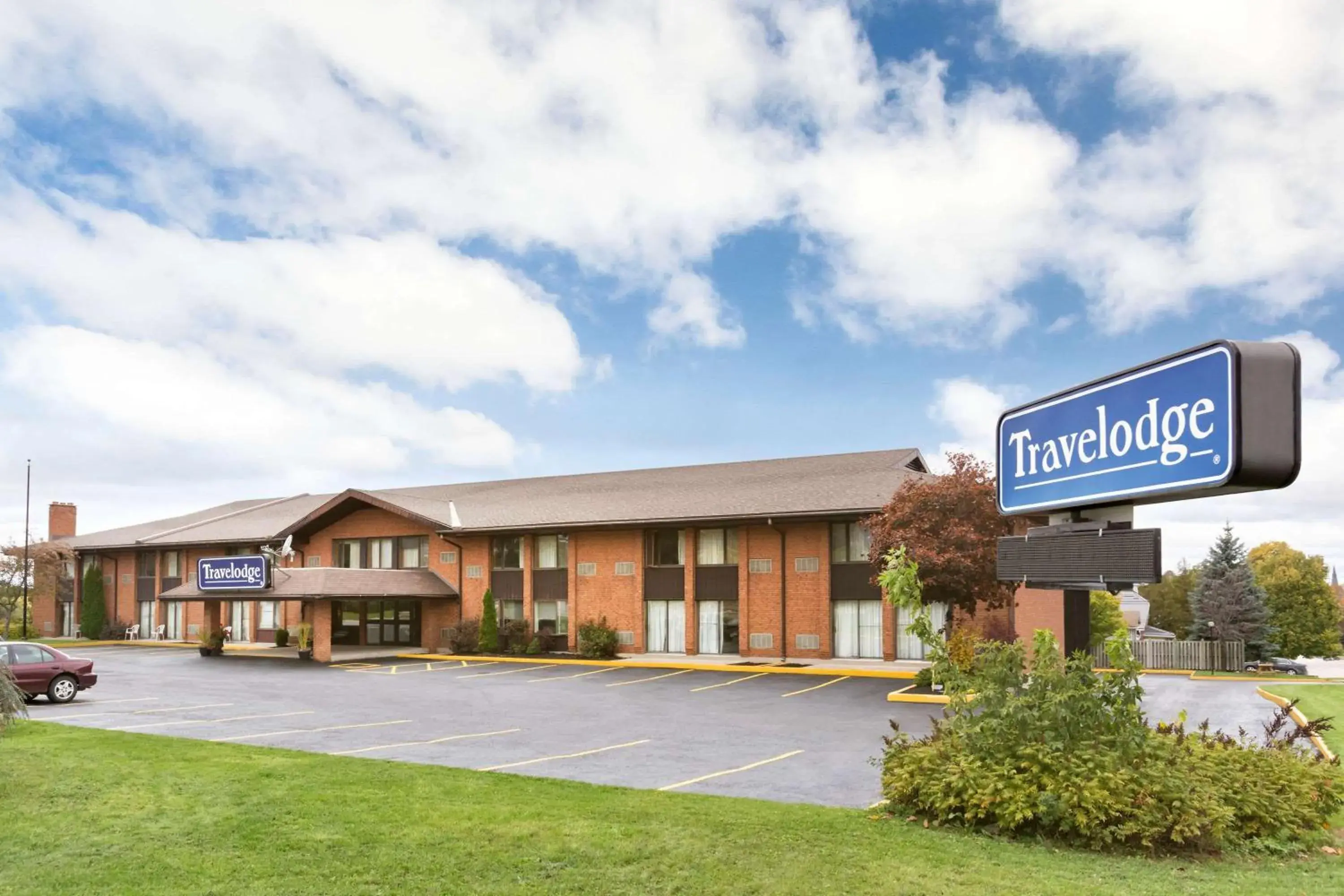 Property building in Travelodge by Wyndham Owen Sound ON
