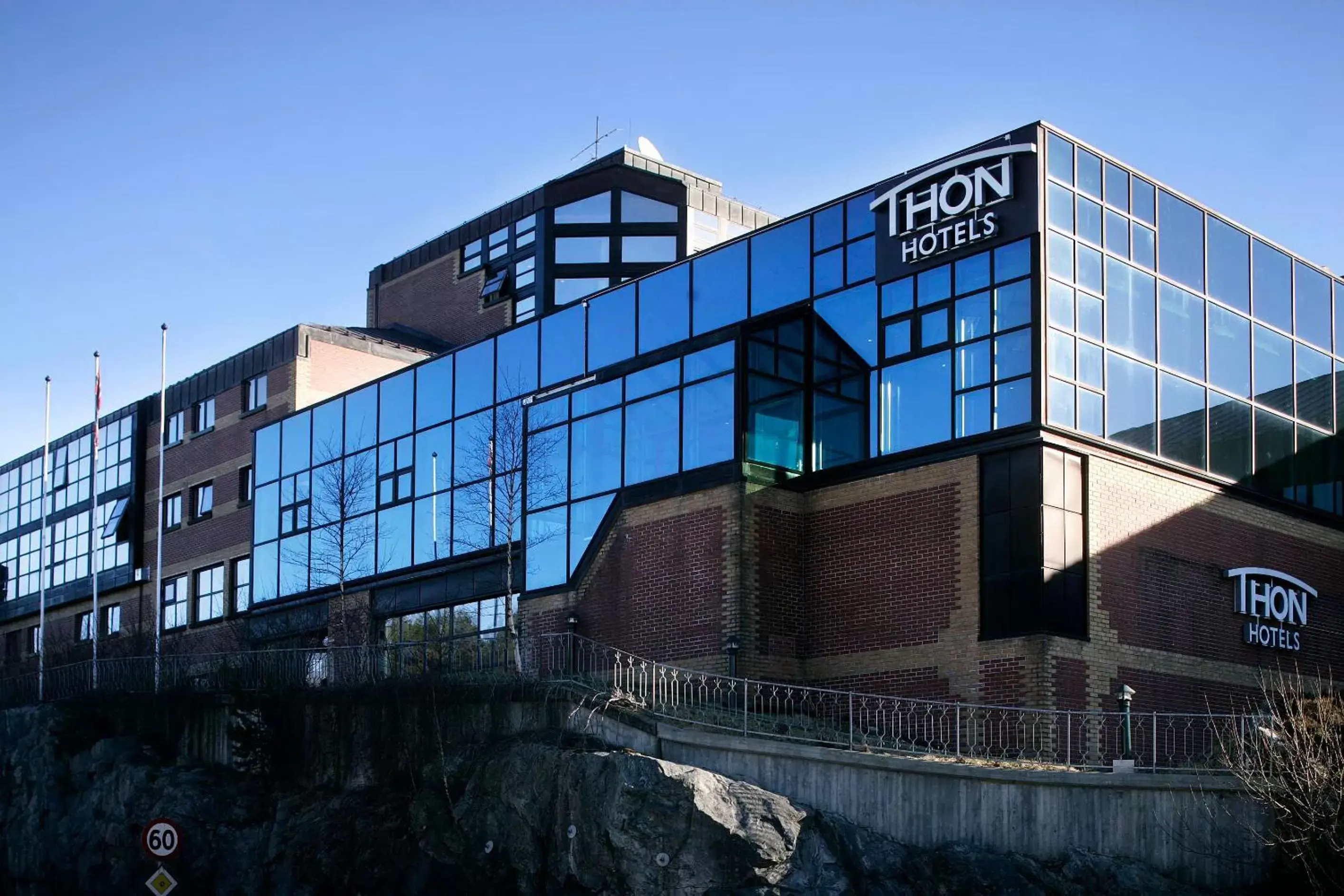 Facade/entrance, Property Building in Thon Hotel Bergen Airport