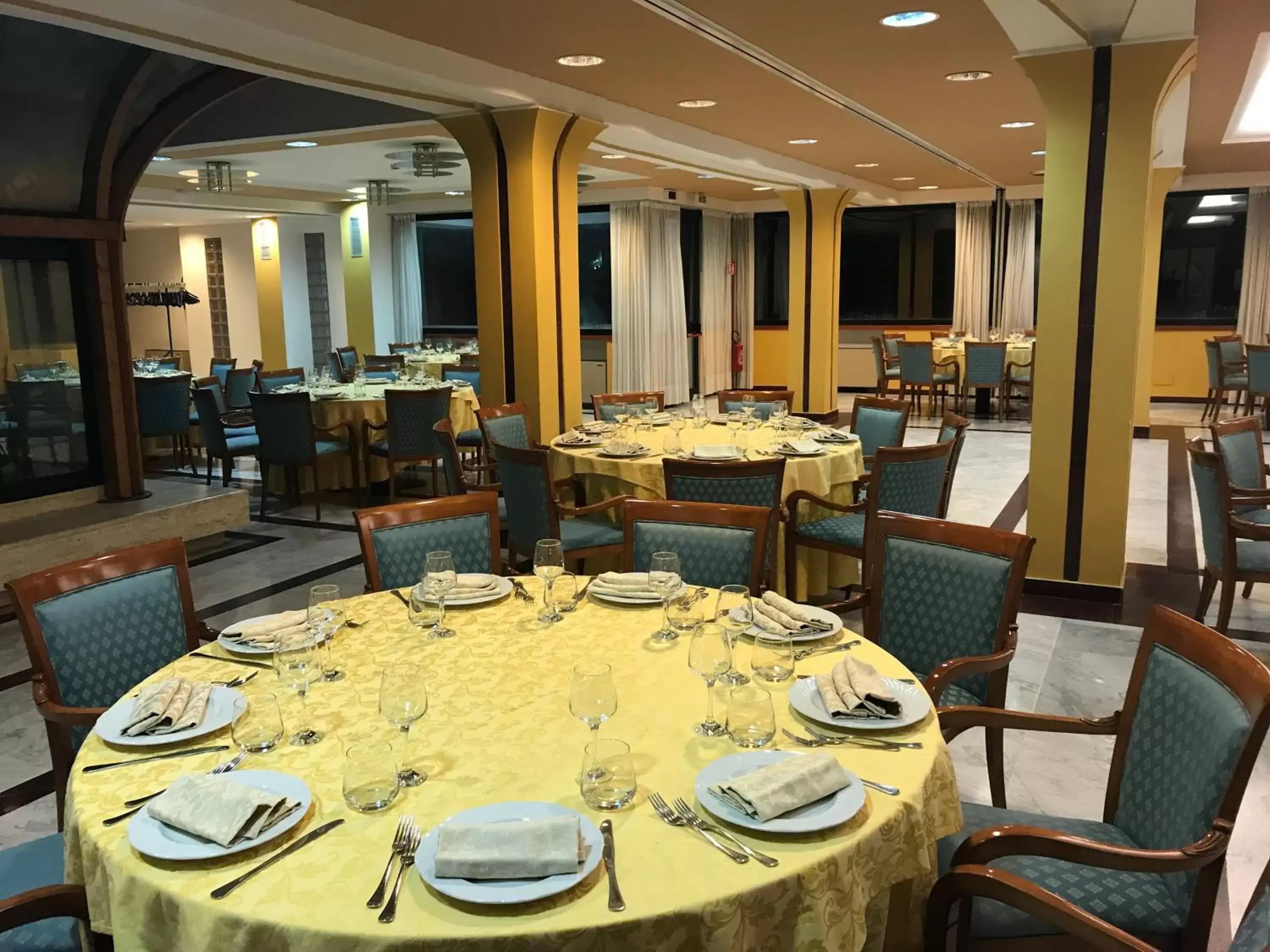 Restaurant/Places to Eat in Hotel San Nicola