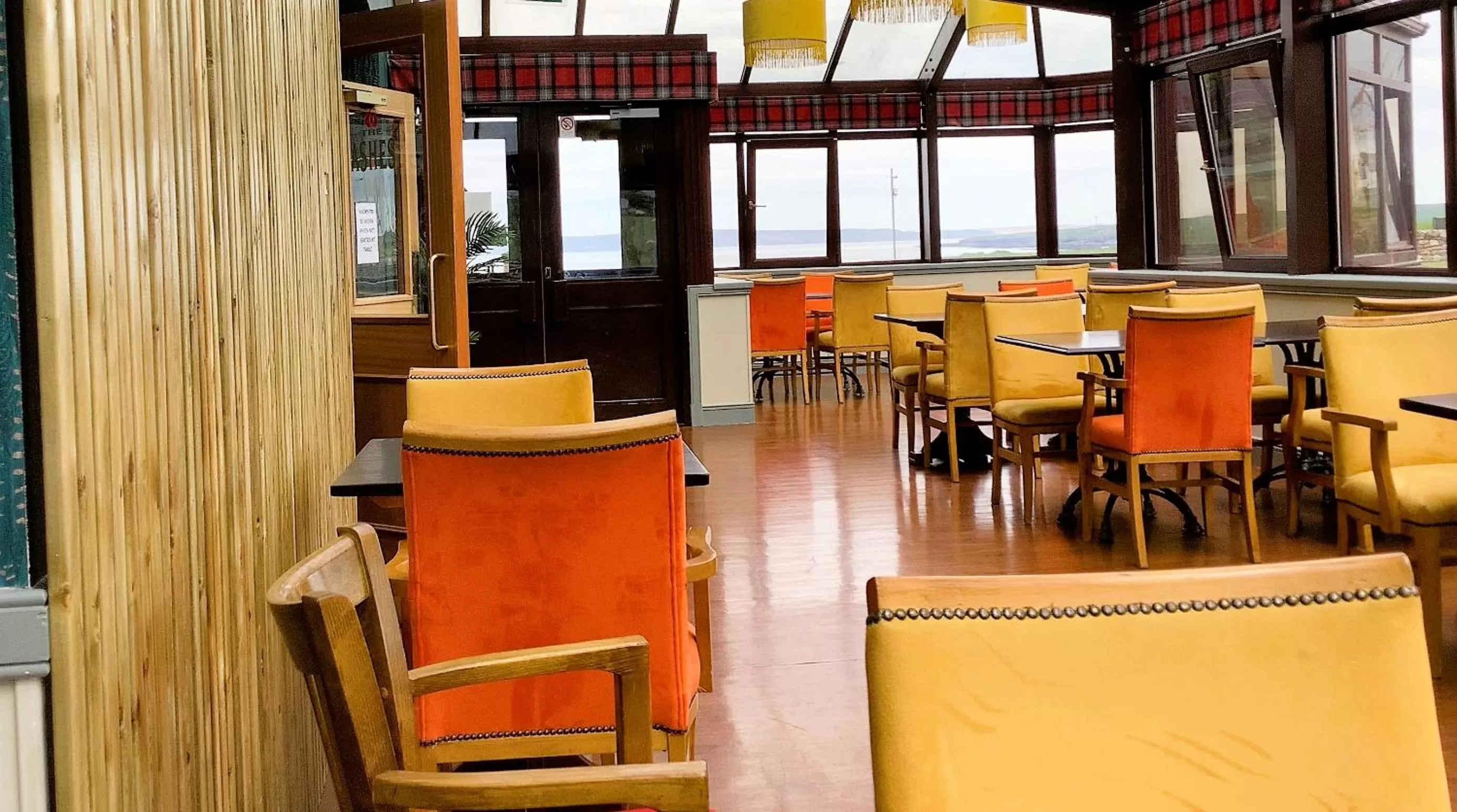 Restaurant/Places to Eat in The Weigh Inn Hotel & Lodges