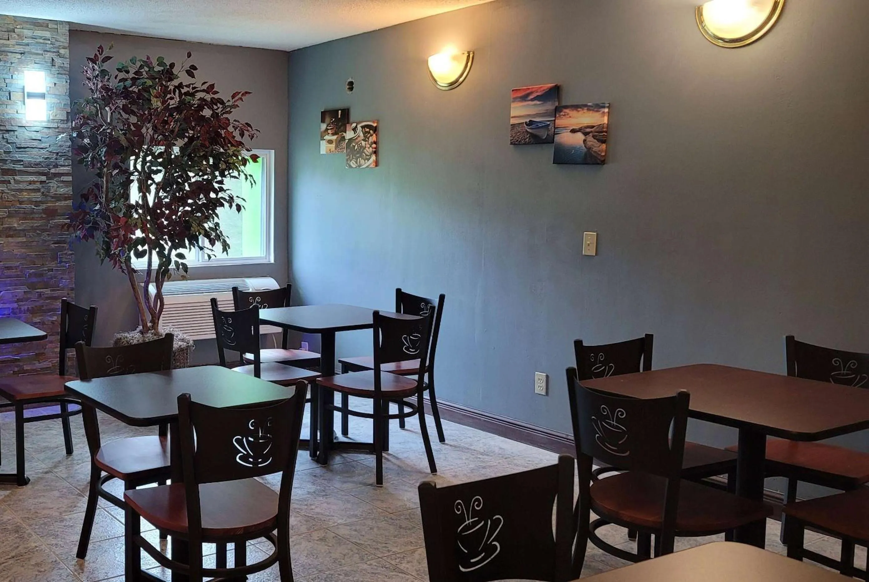 Breakfast in Wingate by Wyndham Lake George