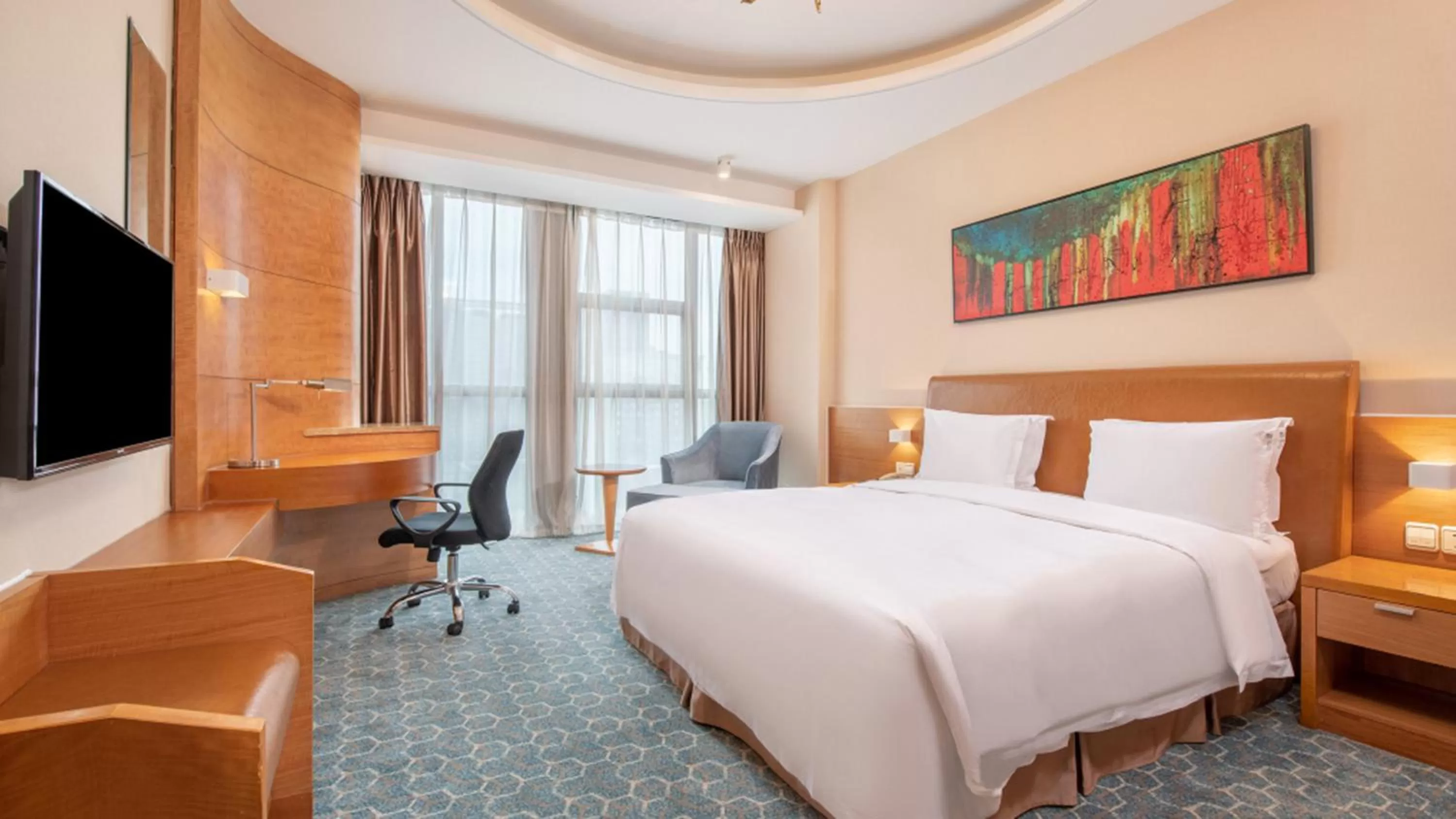 Photo of the whole room, Bed in Holiday Inn Express Beijing Huacai by IHG