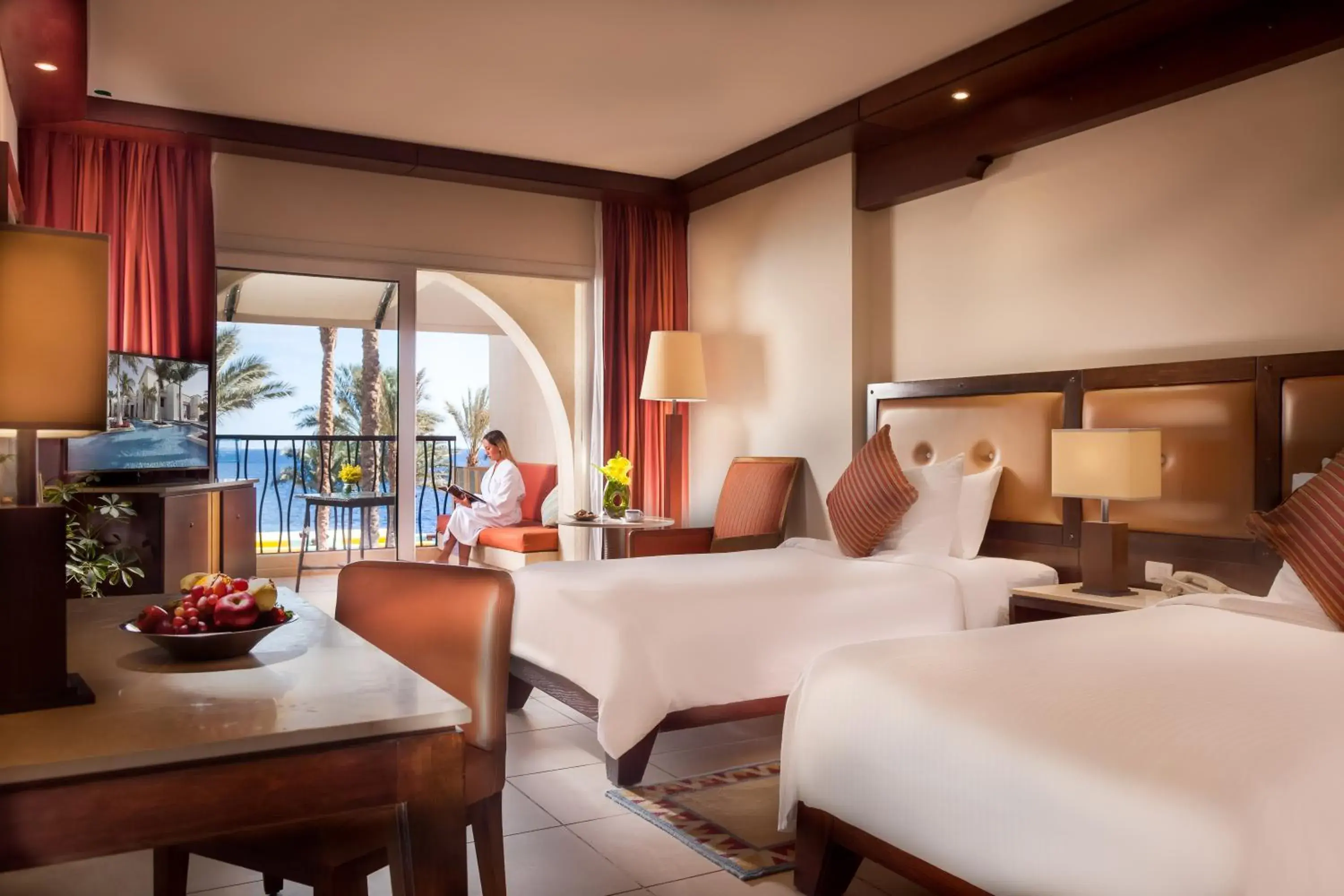 Bed in Grand Rotana Resort & Spa