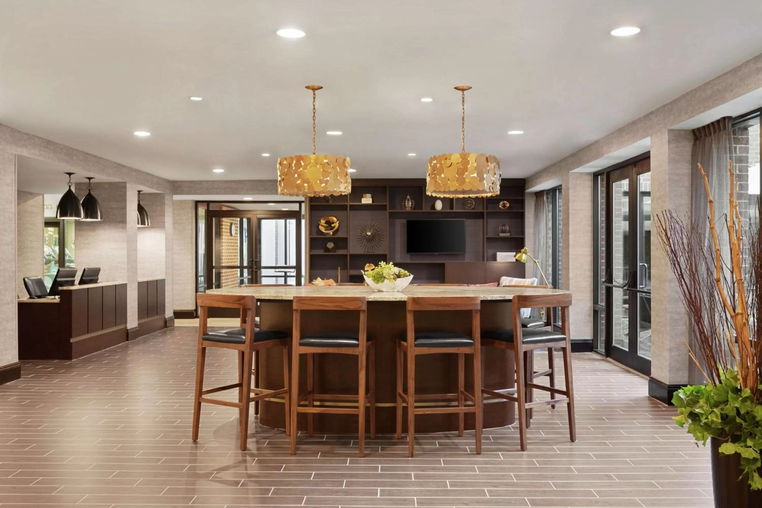 Lobby or reception in DoubleTree by Hilton McLean Tysons