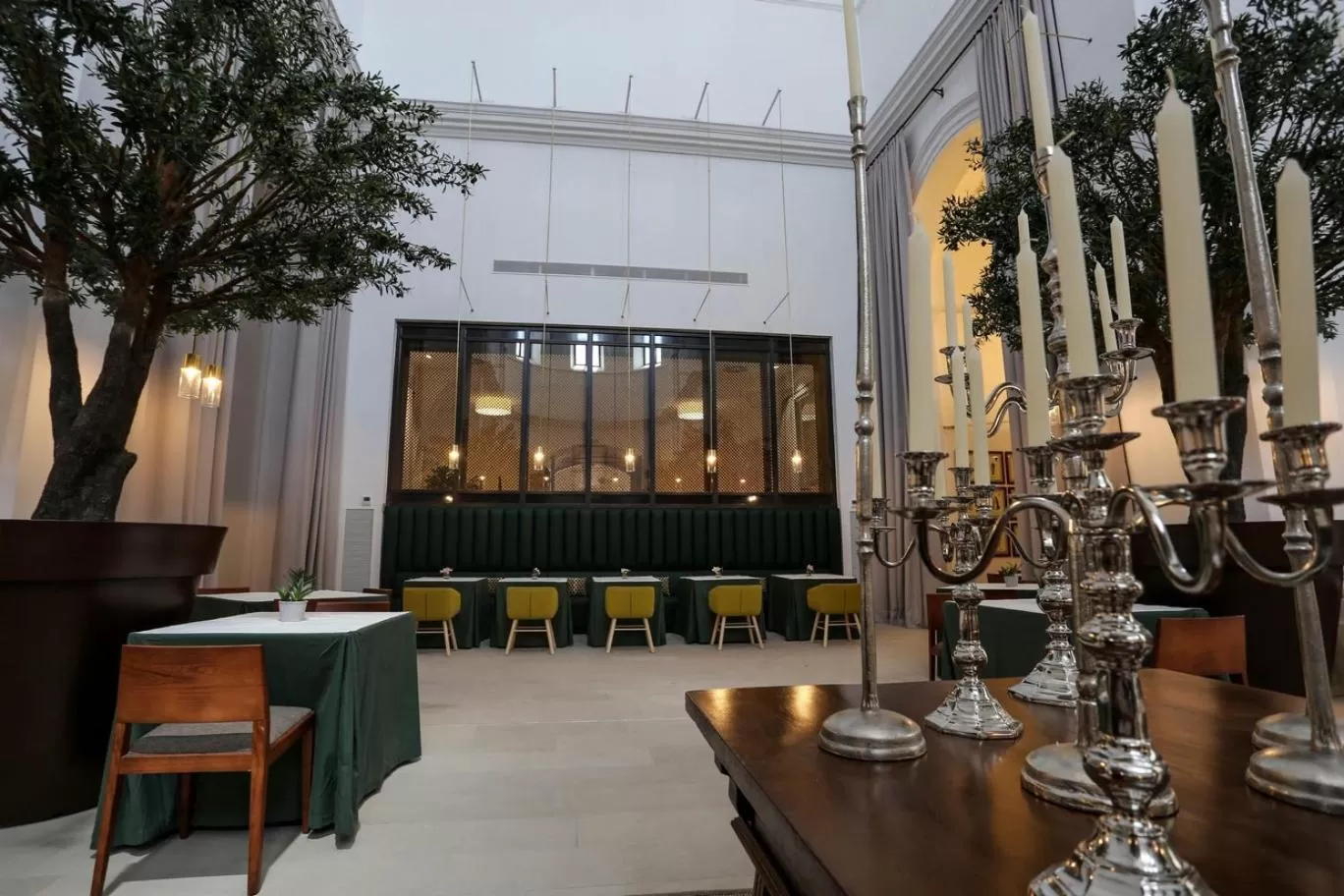 Restaurant/places to eat in Parador de Lleida