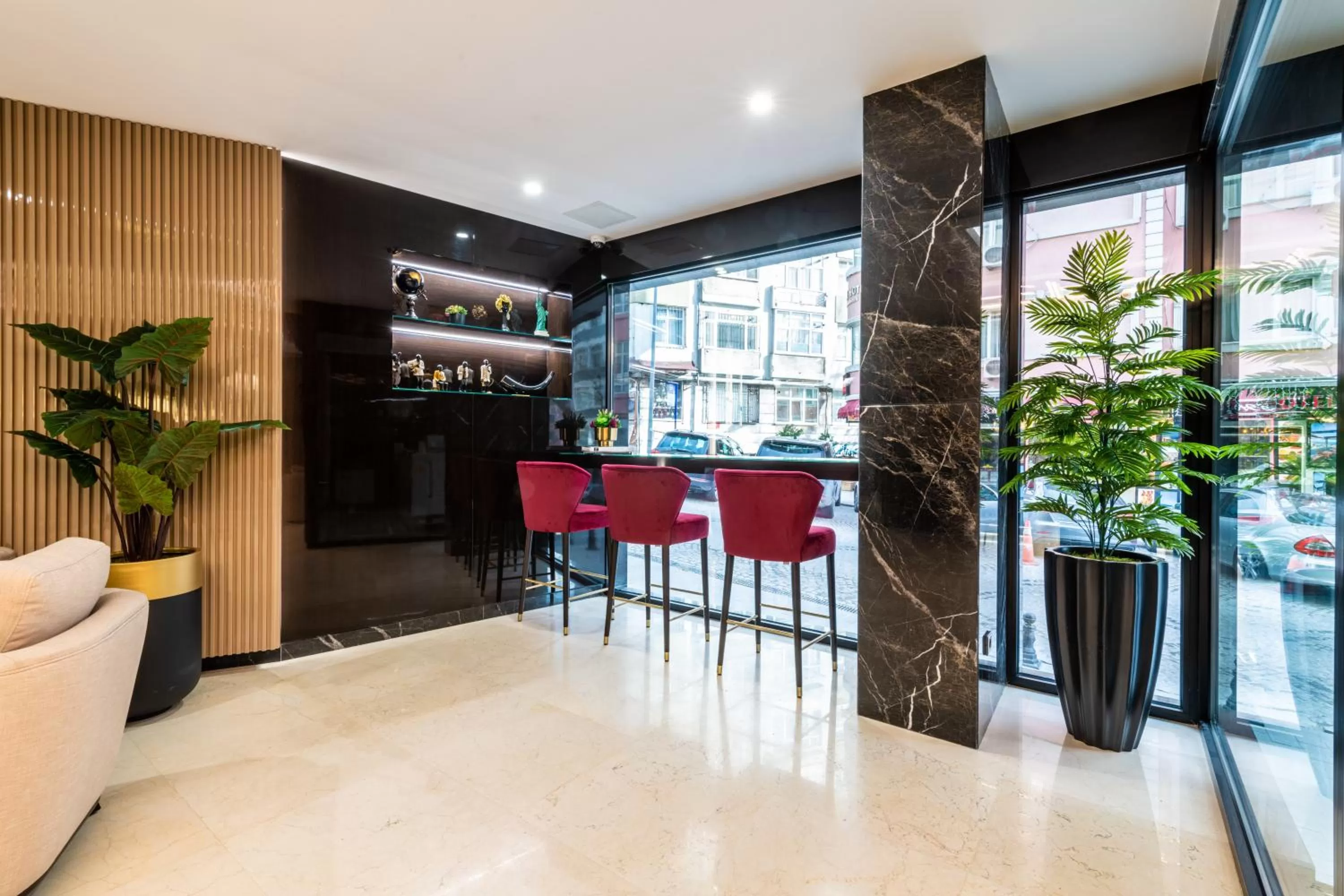 Lobby or reception in Aprilis Deluxe Hotel