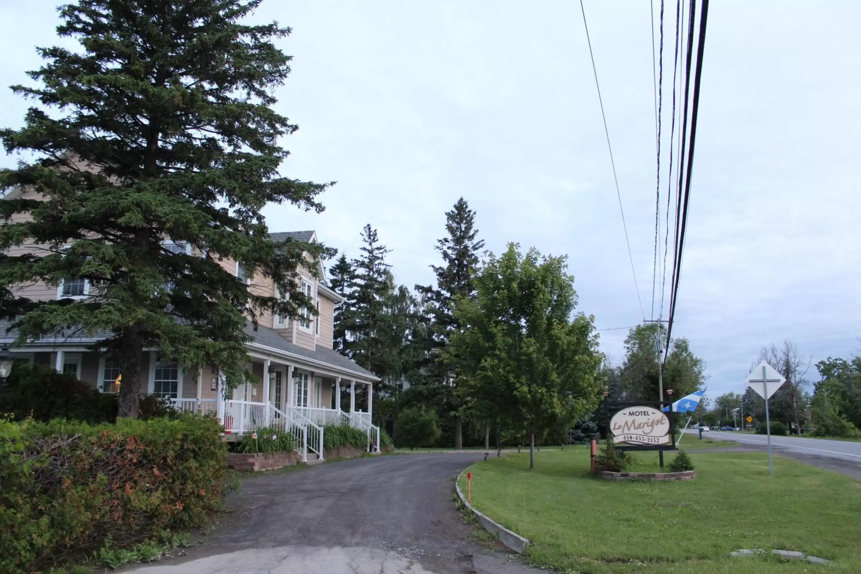 Property Building in Le Marigot