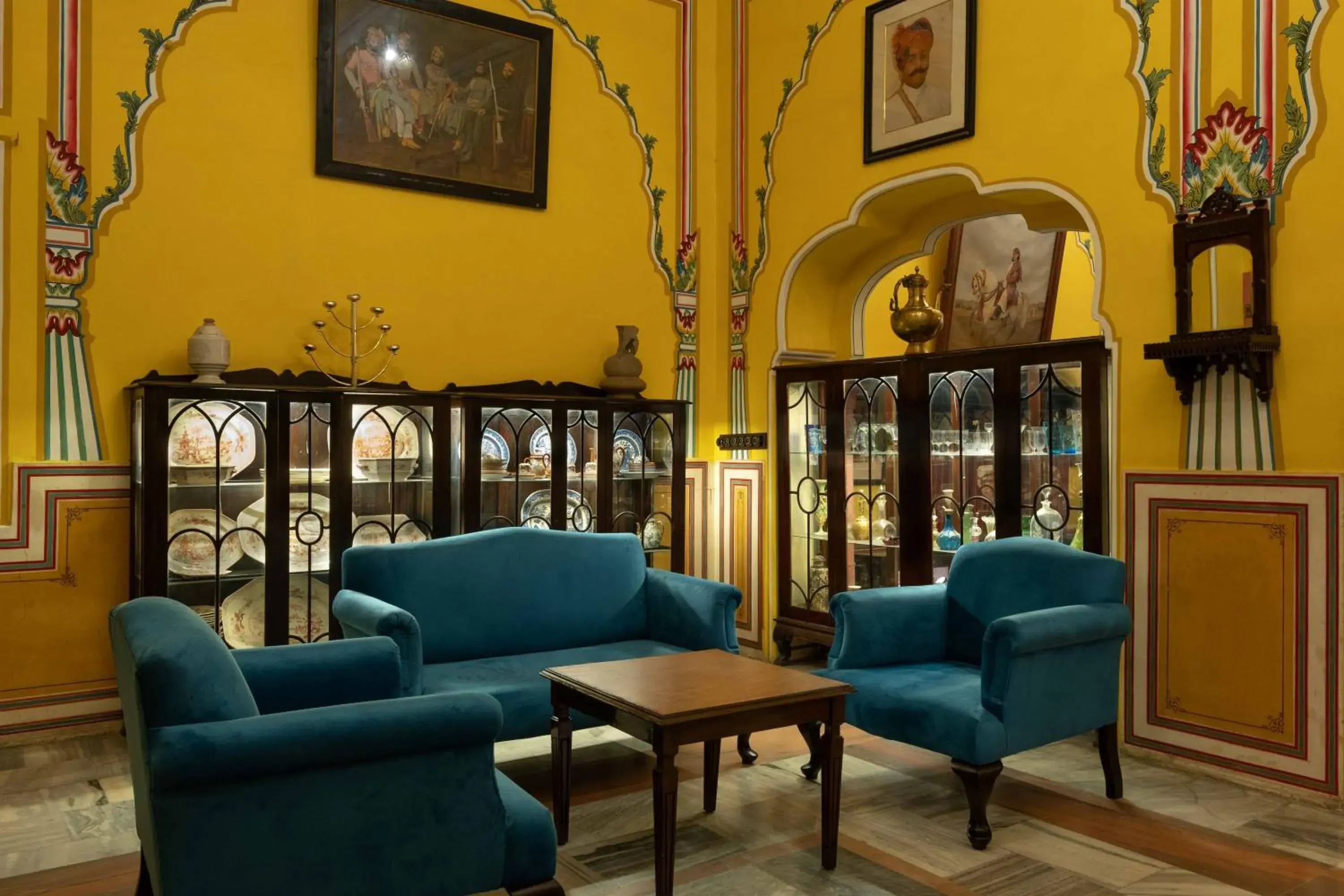 Dining area, Seating Area in Hotel Narain Niwas Palace
