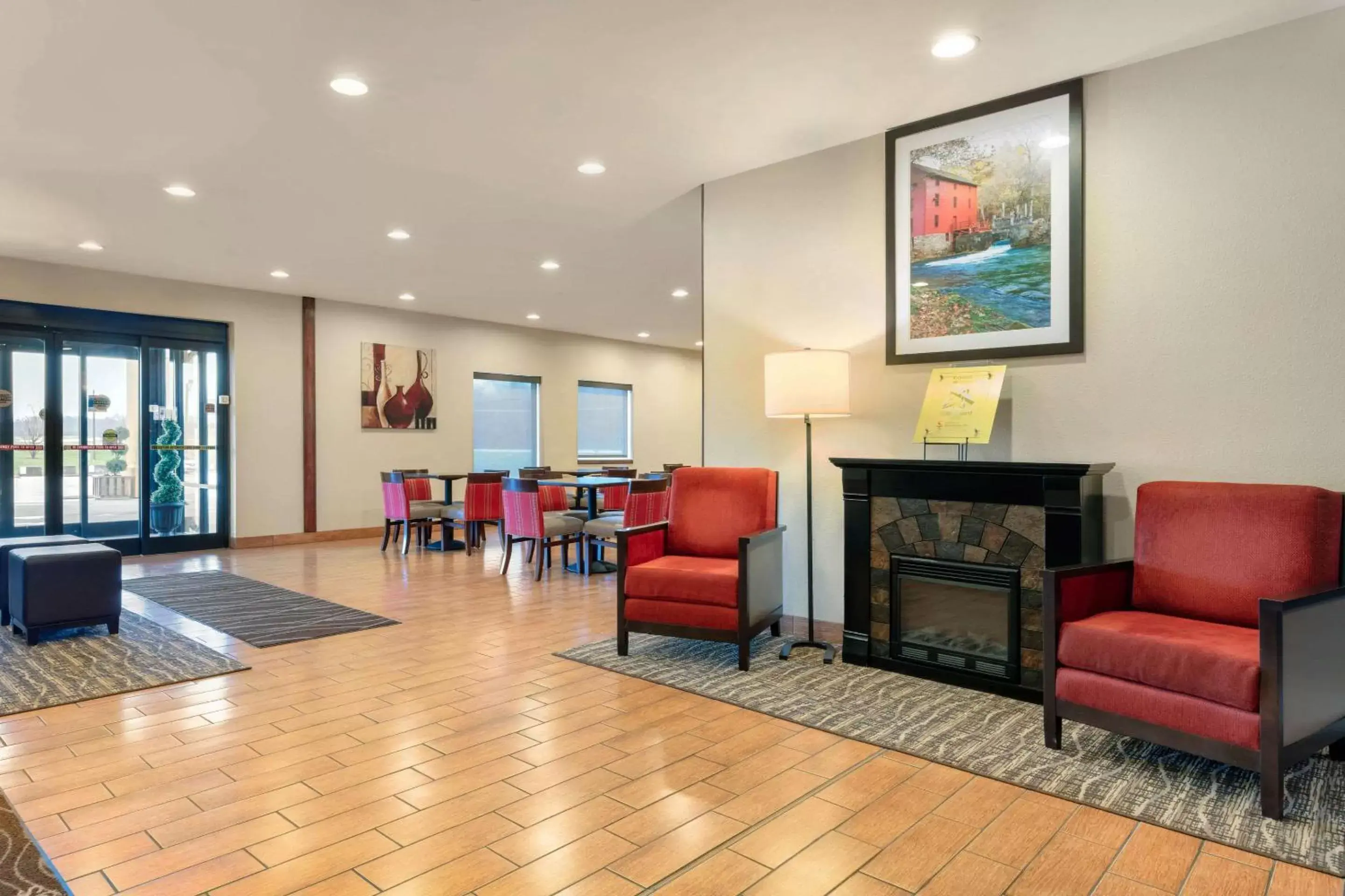 Lobby or reception in Comfort Inn Willow Springs