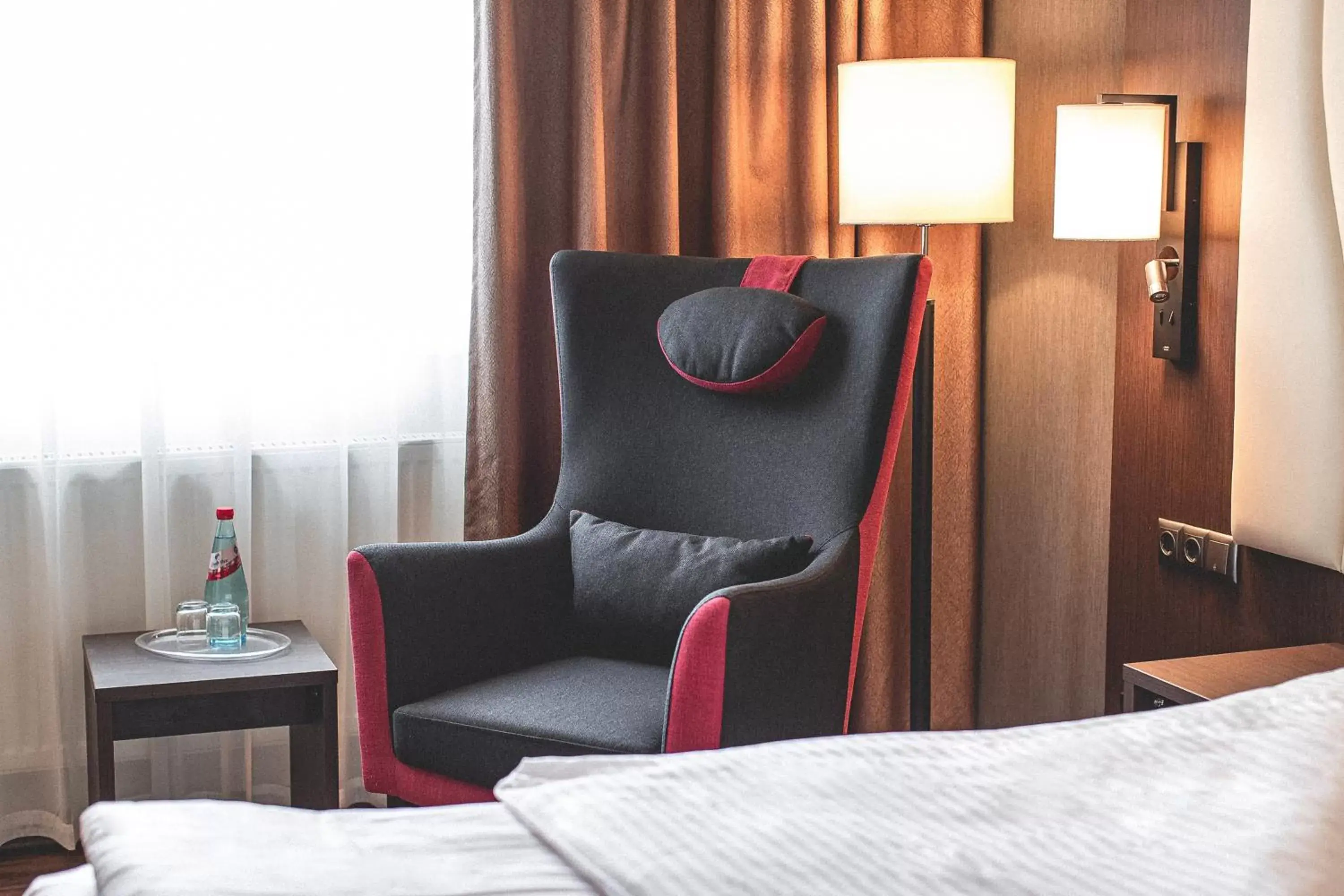 Photo of the whole room, Bed in PLAZA Hotel Hanau Photo of the whole room, Bed in PLAZA Hotel Hanau