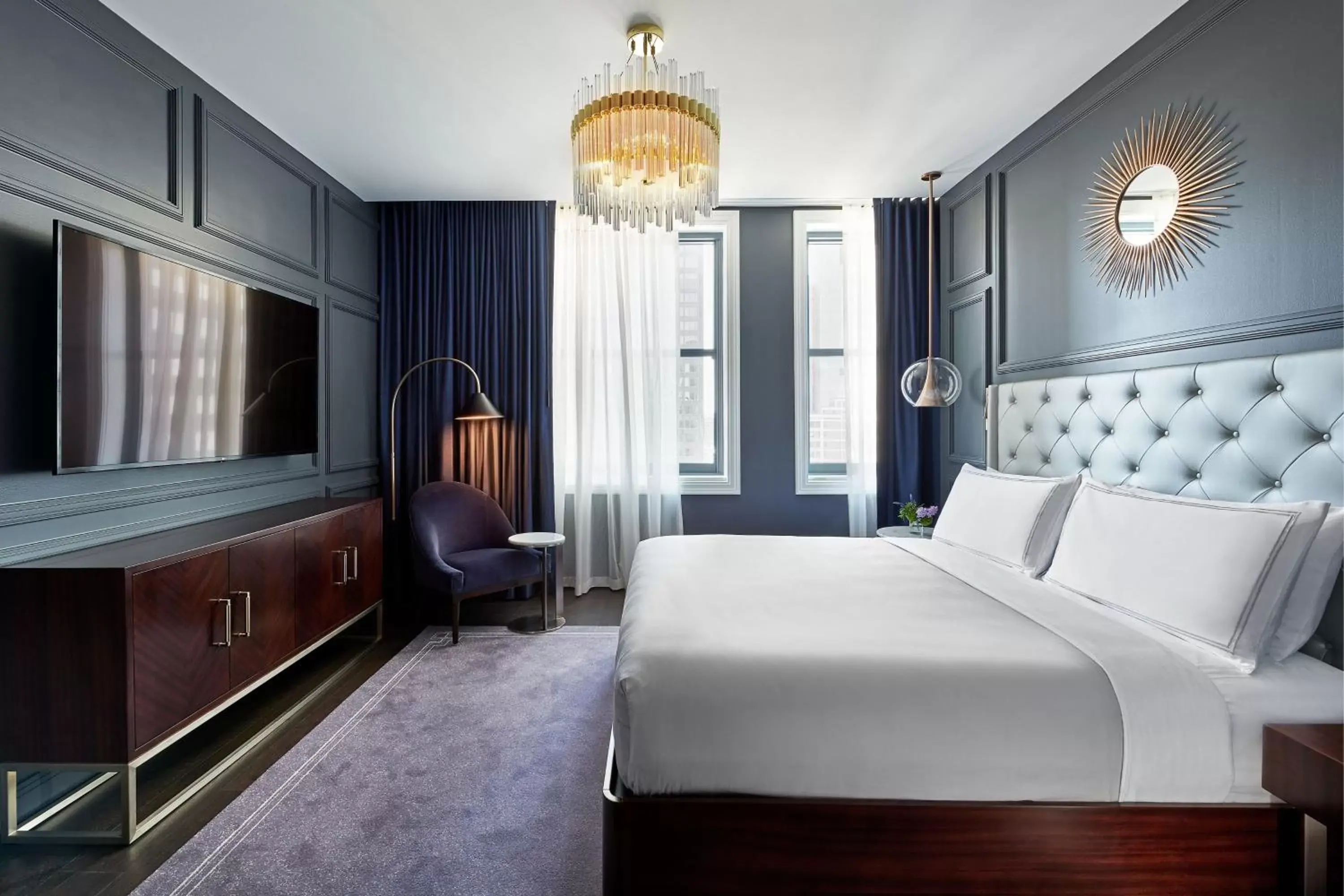 Bedroom, Bed in The LaSalle Chicago, Autograph Collection Bedroom, Bed in The LaSalle Chicago, Autograph Collection