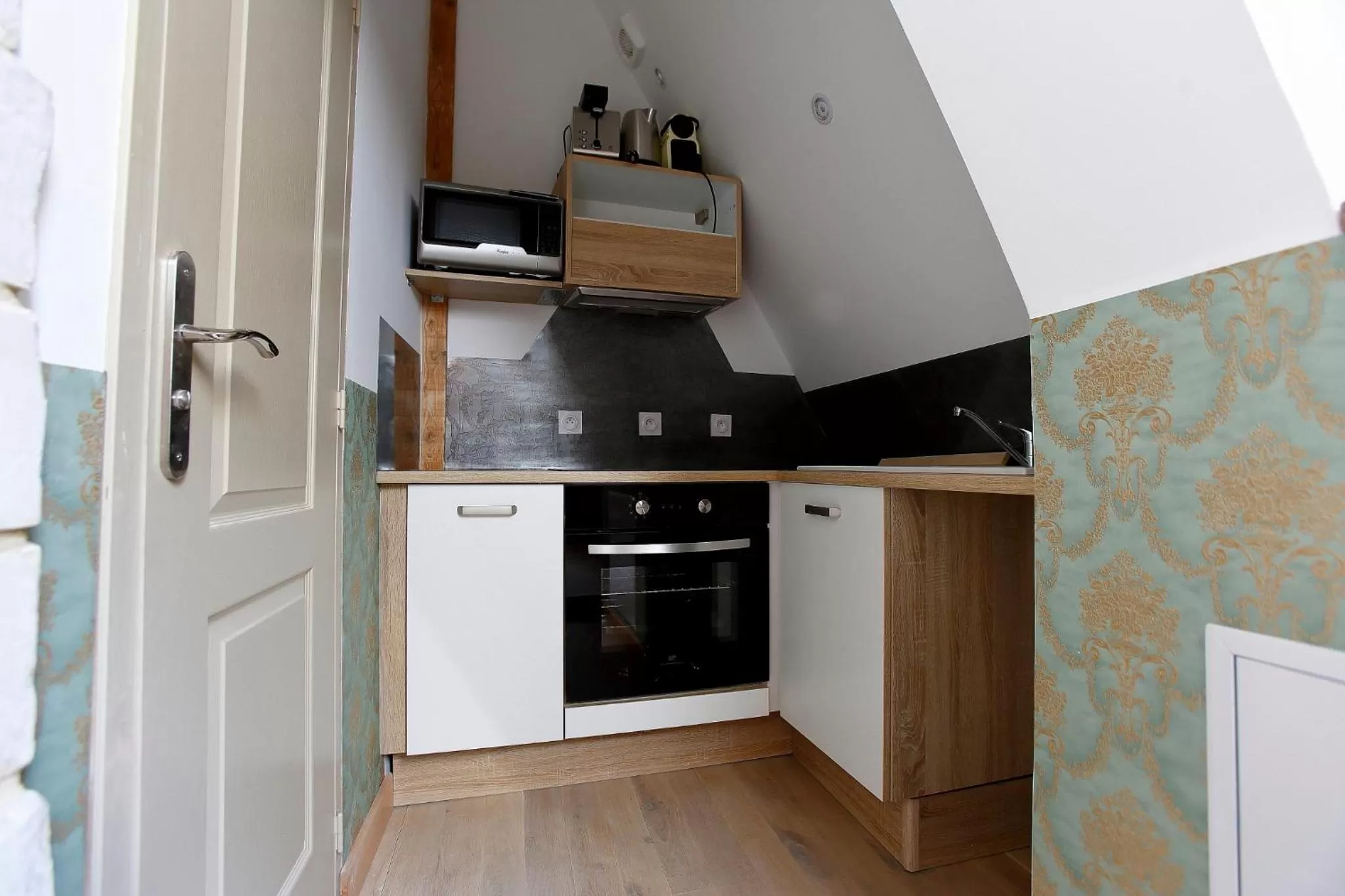 Kitchen or kitchenette in Hotel Saint Georges