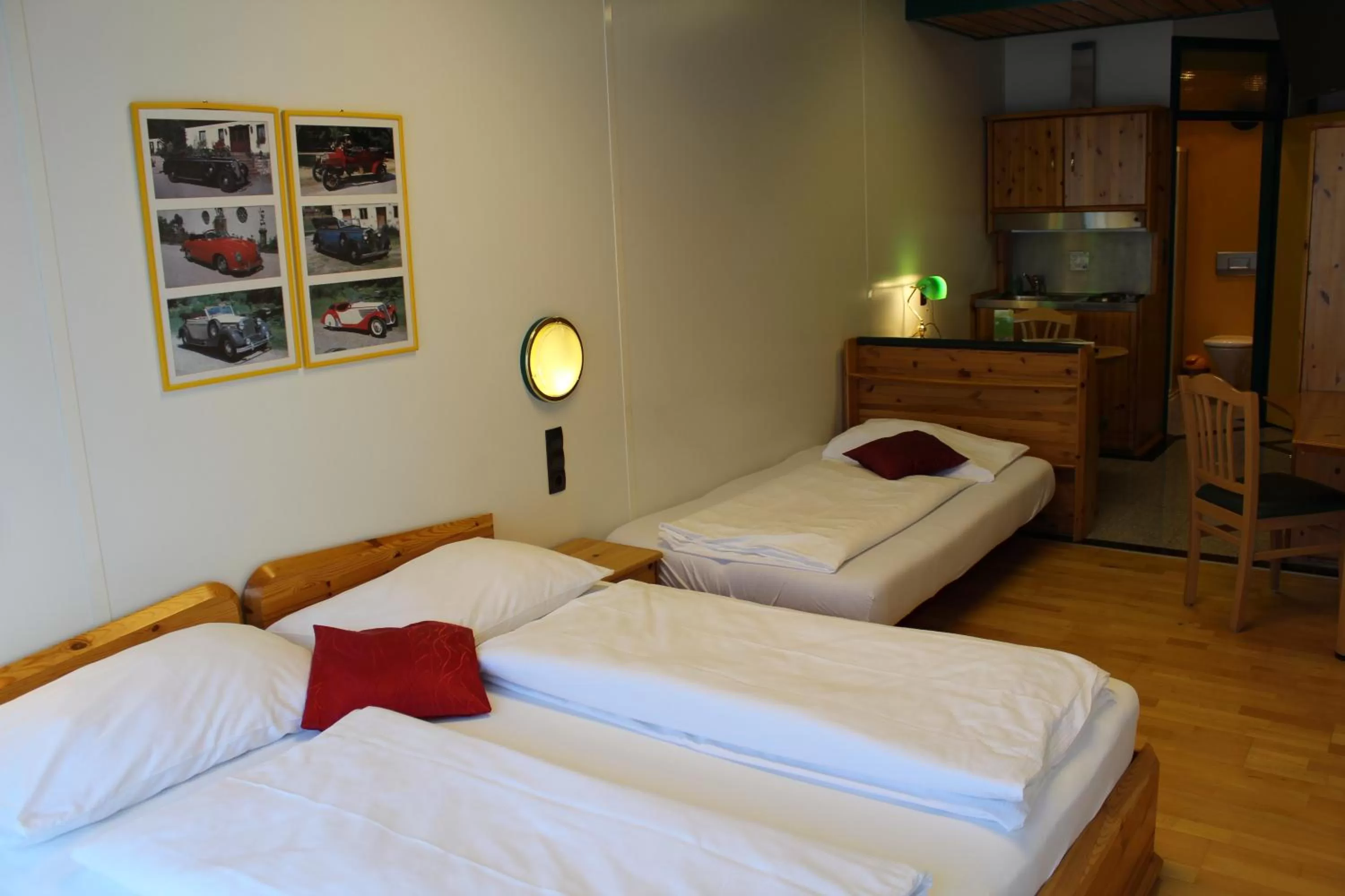 Photo of the whole room, Bed in Hotel Asperner Löwe