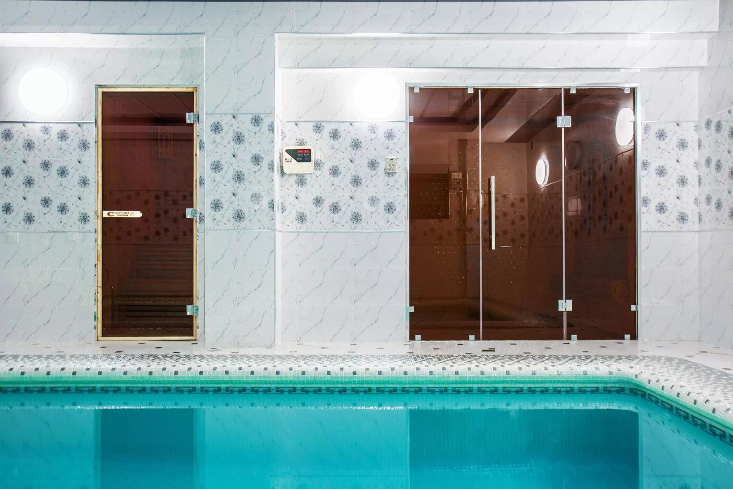 Pool view in Manifa Hotel