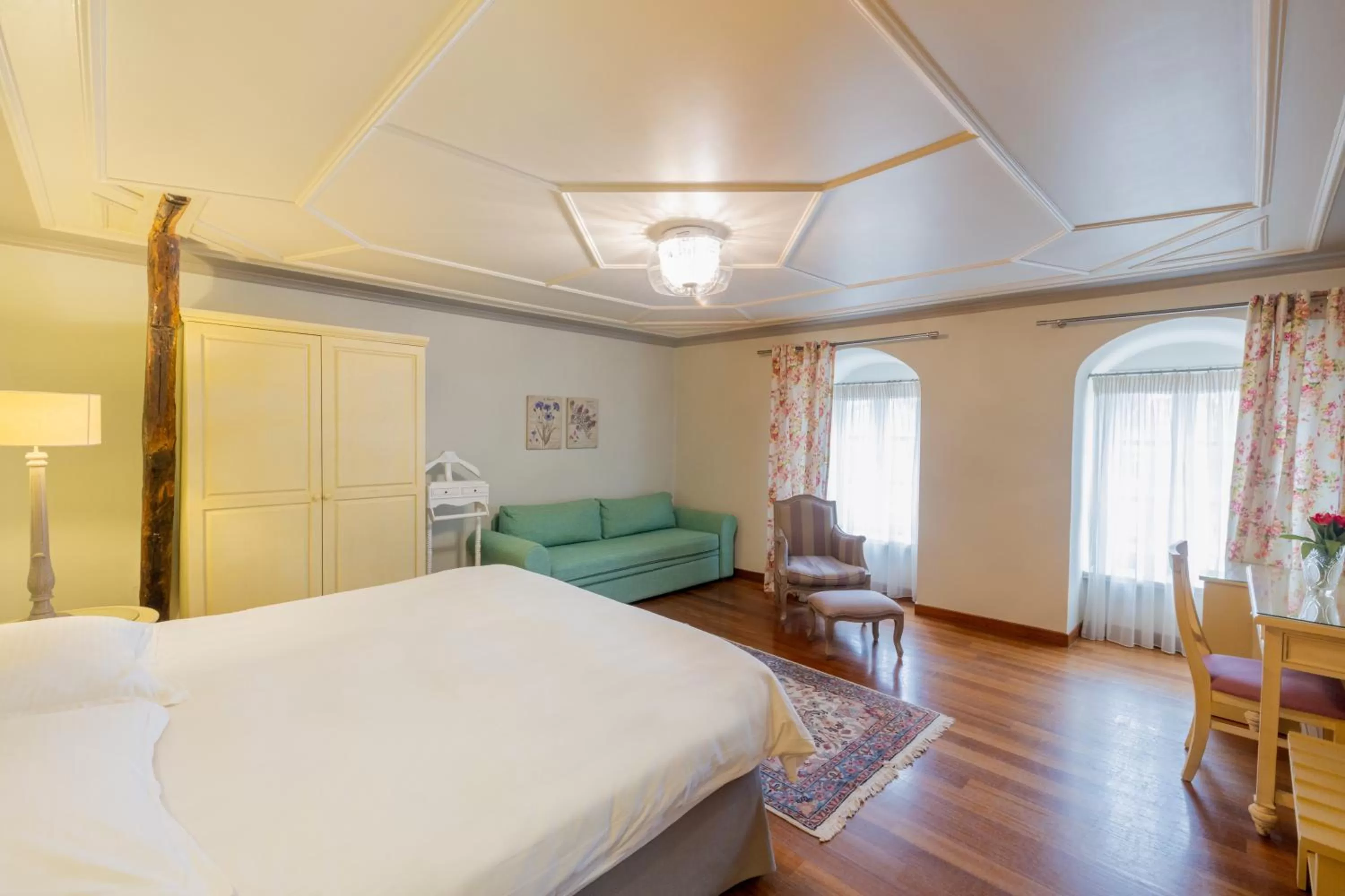 Photo of the whole room, Bed in Kastello Hotel