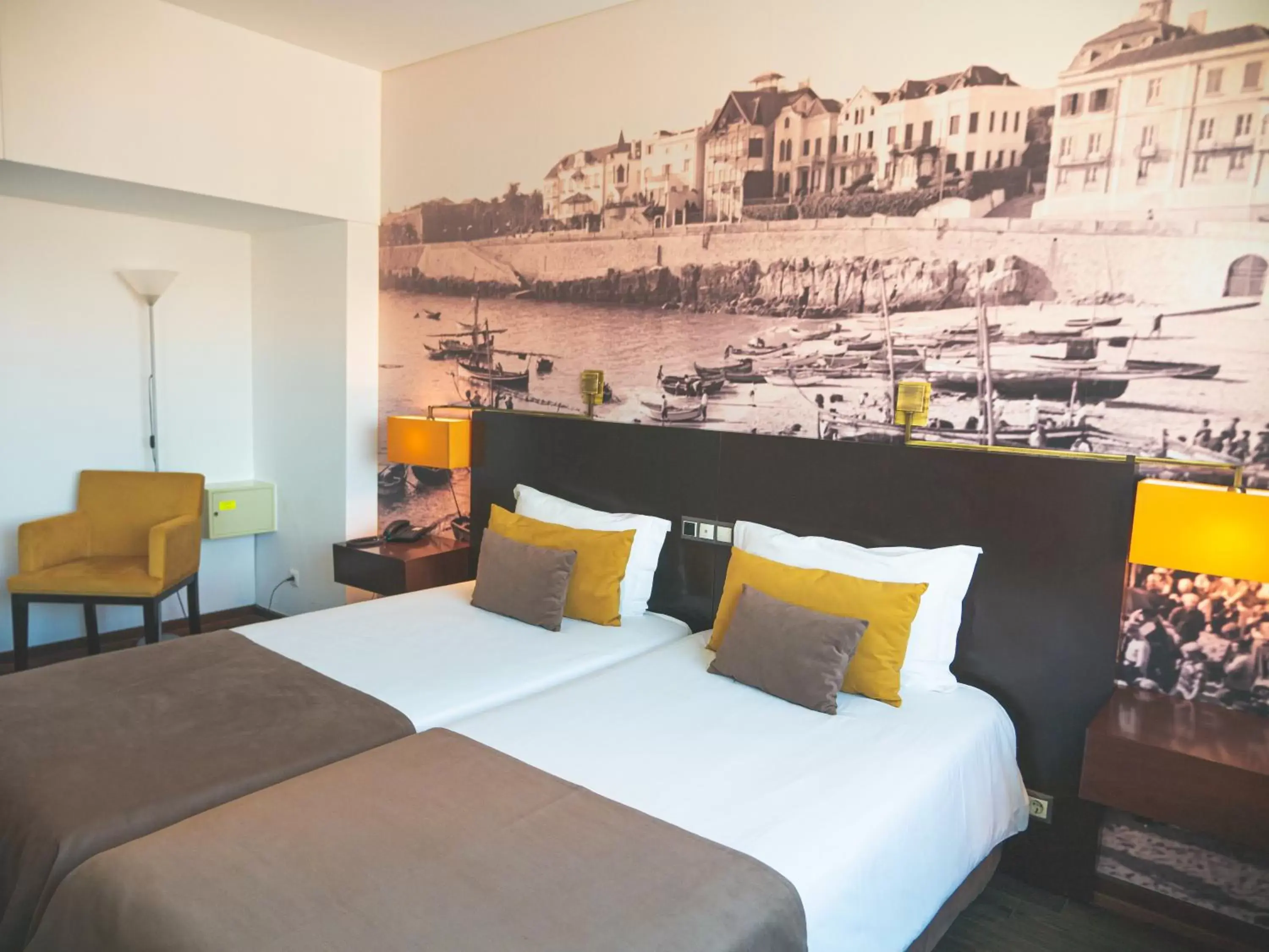 Superior Twin Room with City View in Hotel Baia