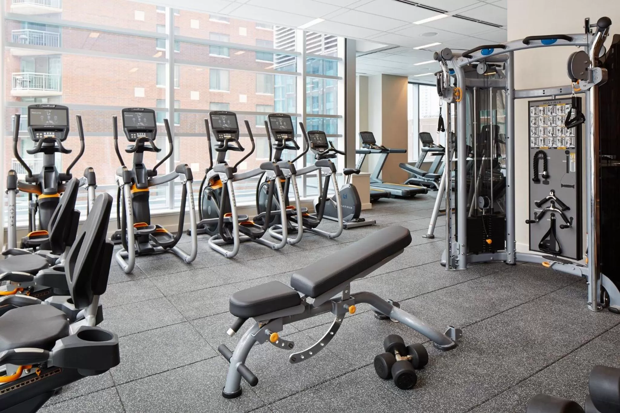 Fitness centre/facilities in Loews Chicago Hotel