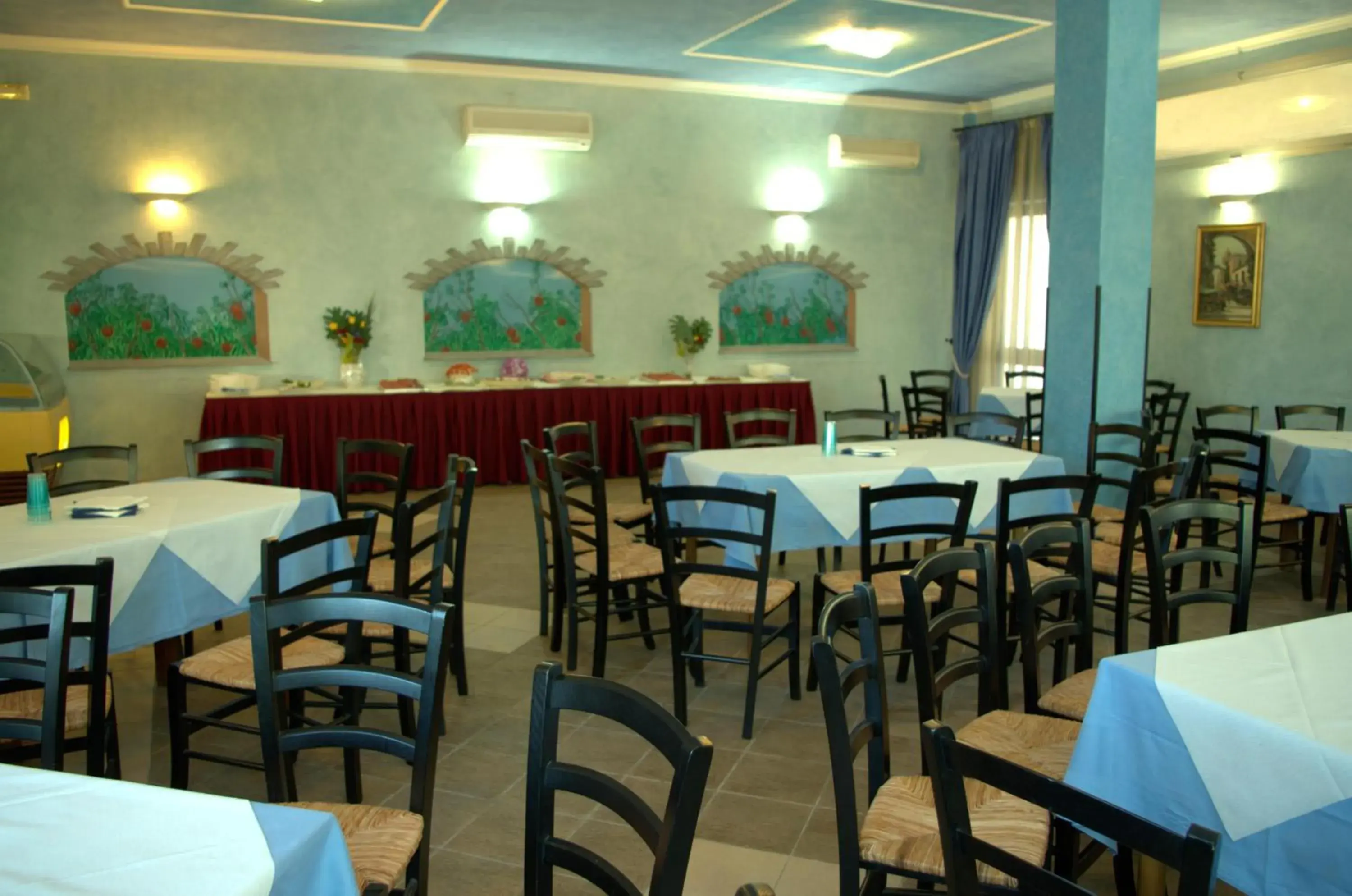 Restaurant/Places to Eat in Hotel Sagittario