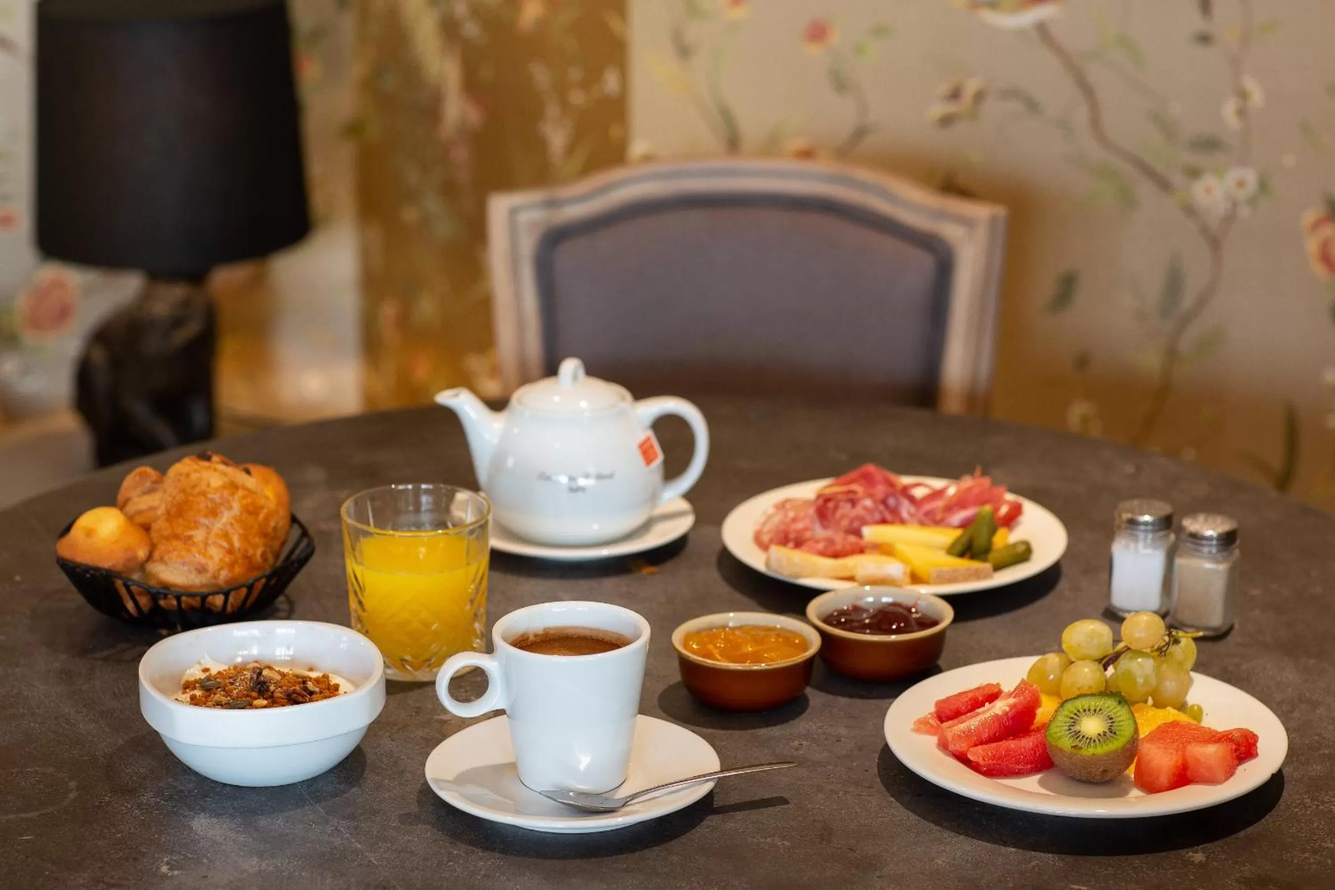 Breakfast in Mercure Rambouillet Relays Du Château