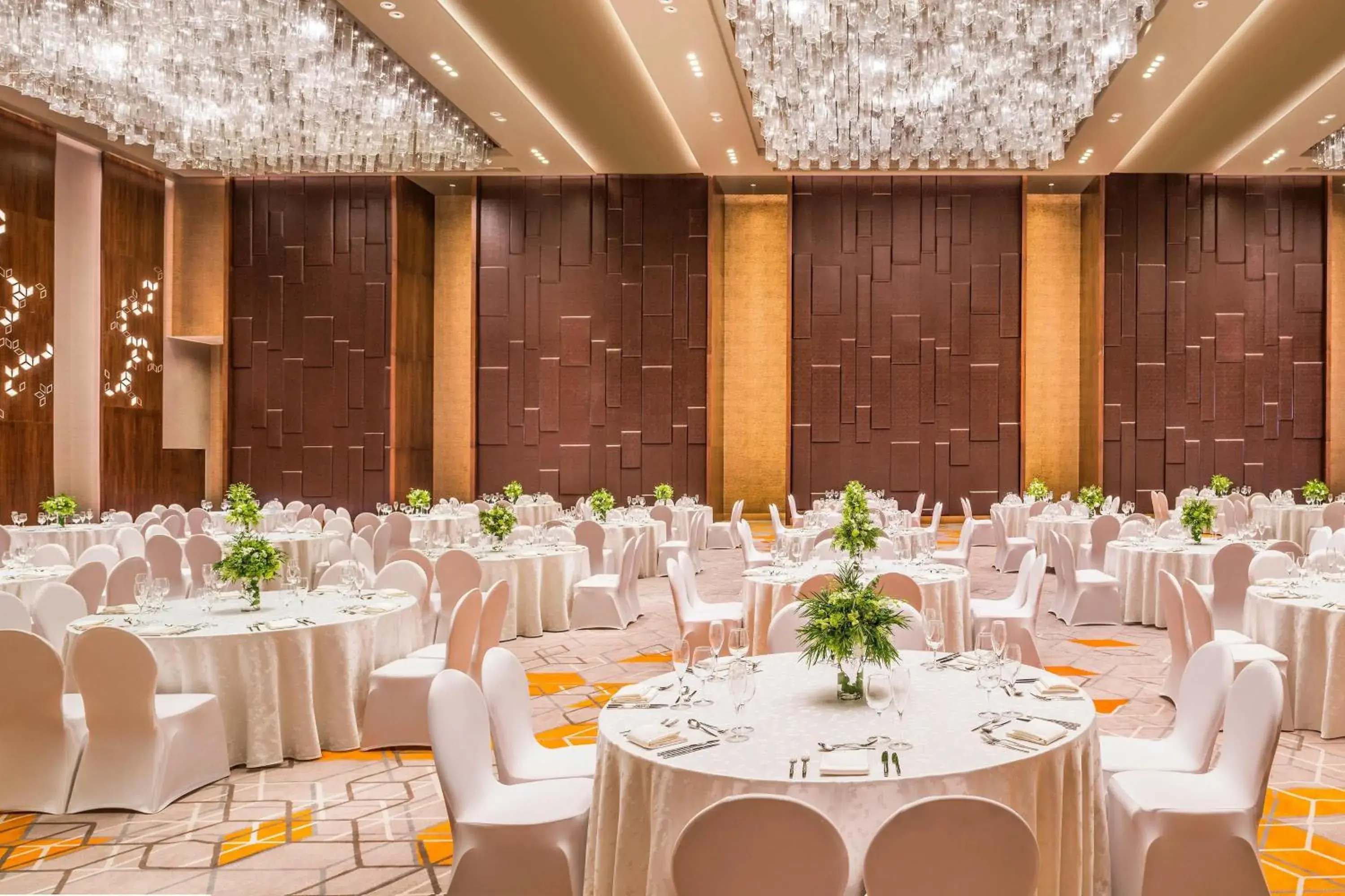 Meeting/conference room, Banquet Facilities in Meixi Lake Hotel, a Luxury Collection Hotel, Changsha