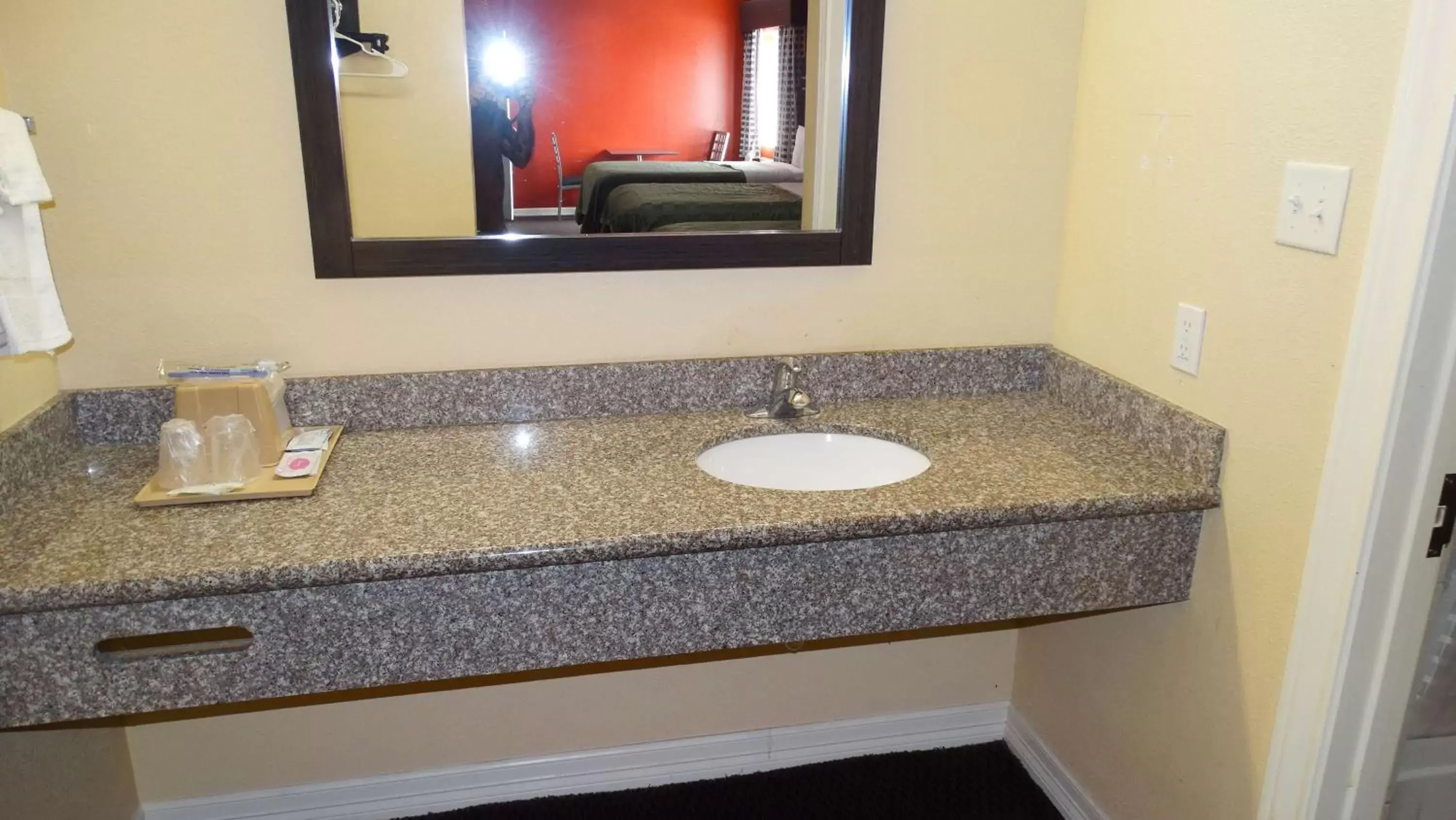 Photo of the whole room, Bathroom in Motel 6 Houston, TX – Willowbrook Mall
