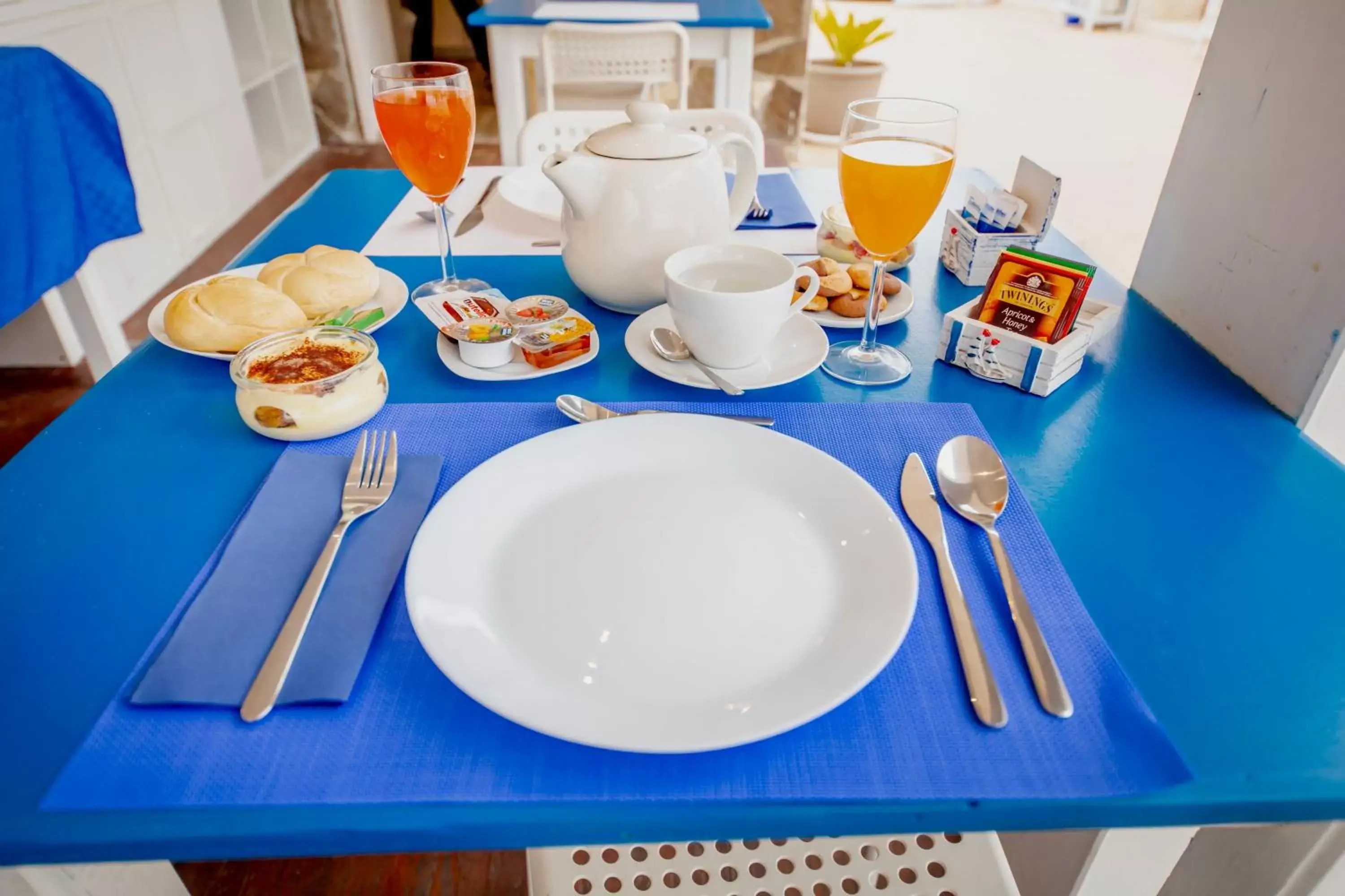 Dining area, Breakfast in Borgo Marino Suite B&B