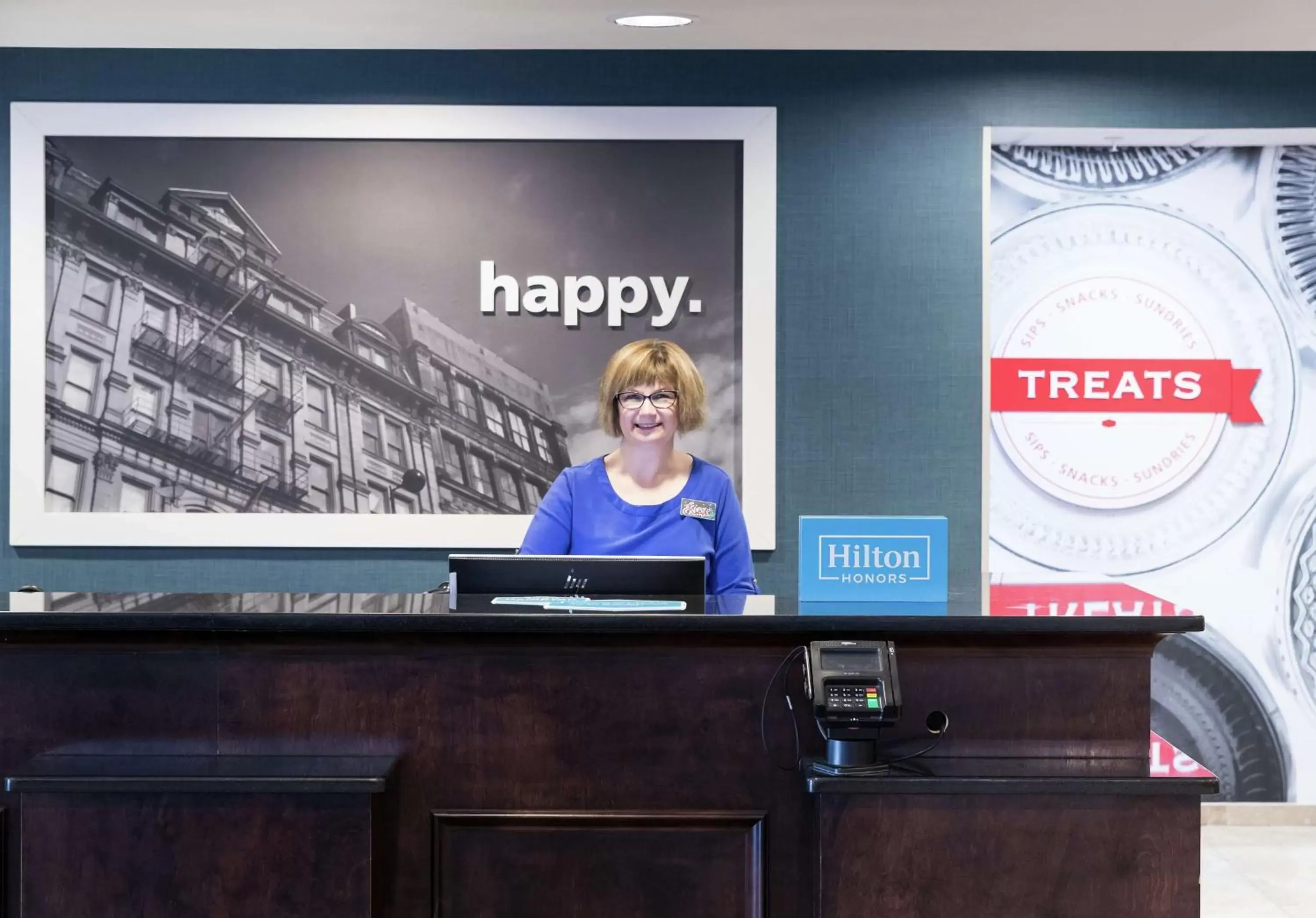Lobby or reception in Hampton Inn & Suites Rochester-North Lobby or reception in Hampton Inn & Suites Rochester-North