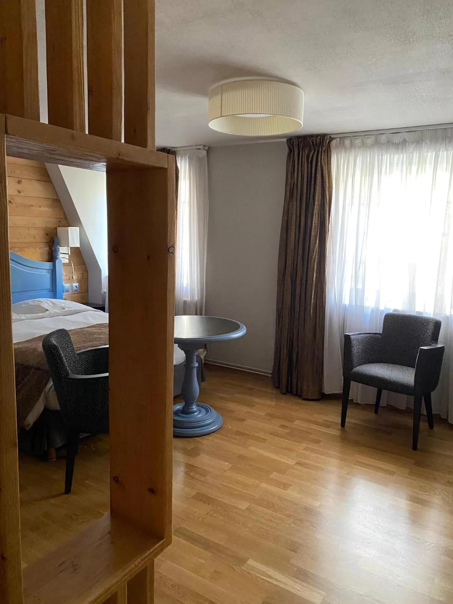 Property building in Logis Hôtel Restaurant Au Cerf d'Or