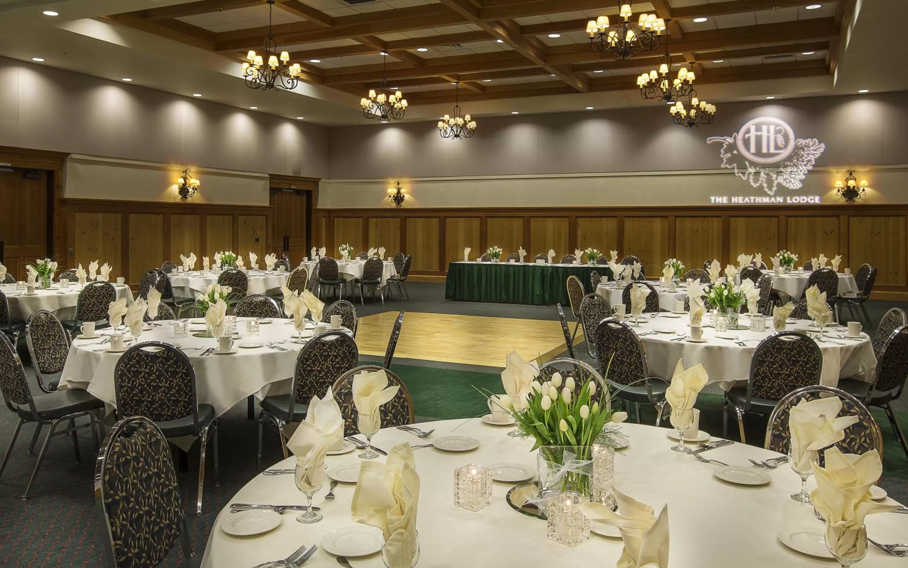 Banquet/Function facilities in Heathman Lodge