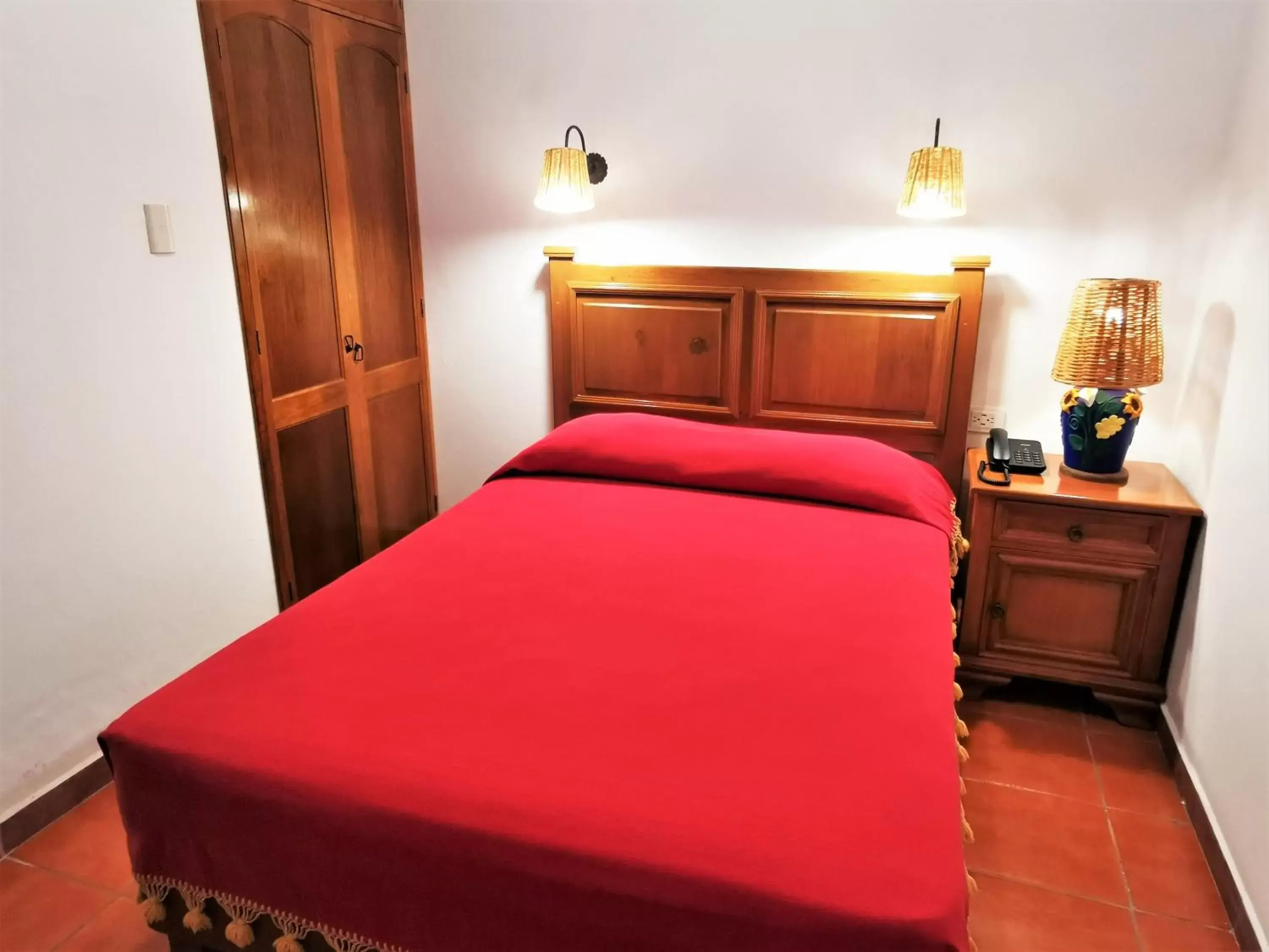 Bedroom, Bed in Hotel Casa de la Tía Tere