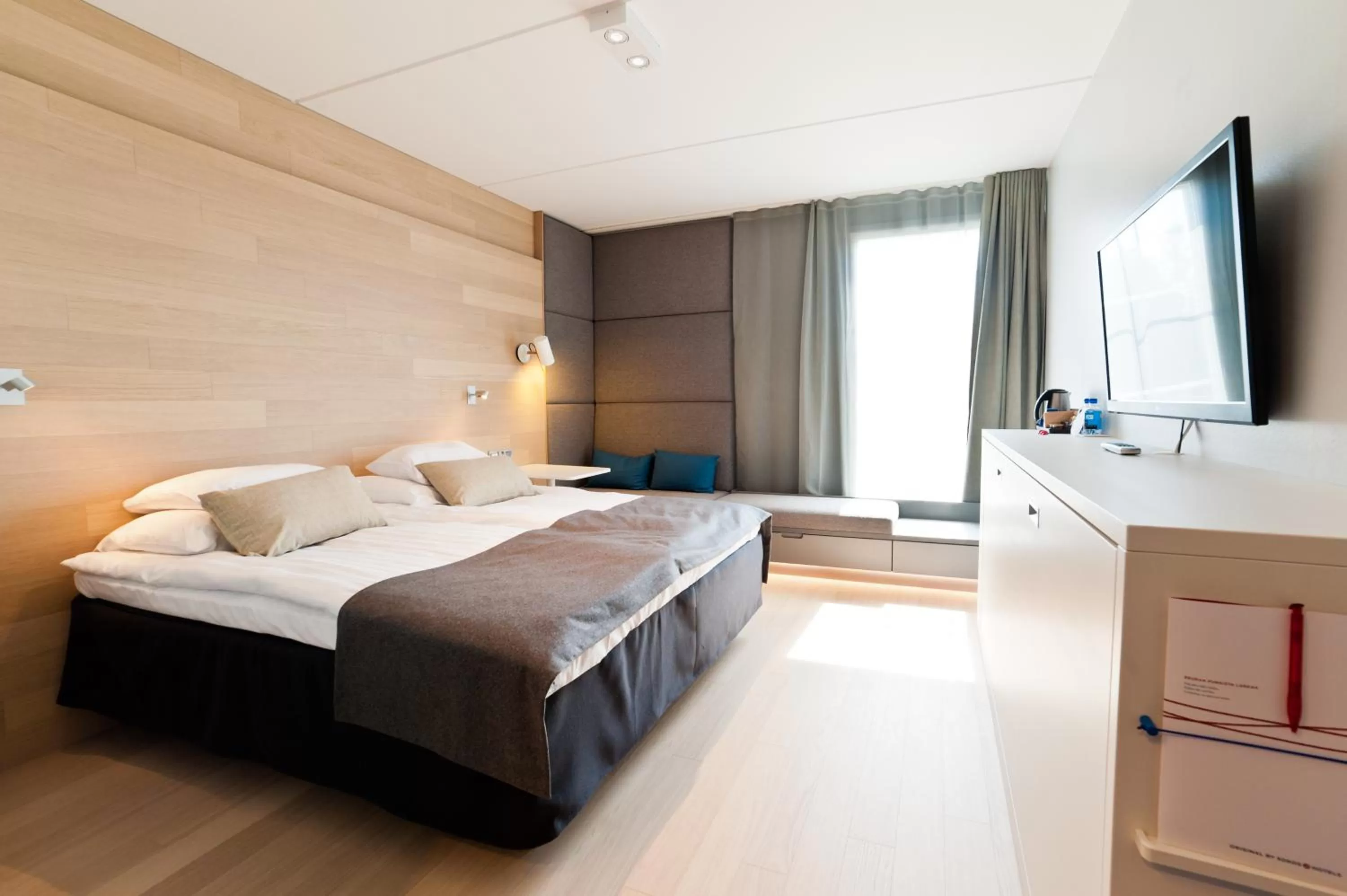 Bed in Original Sokos Hotel Lakeus Seinäjoki