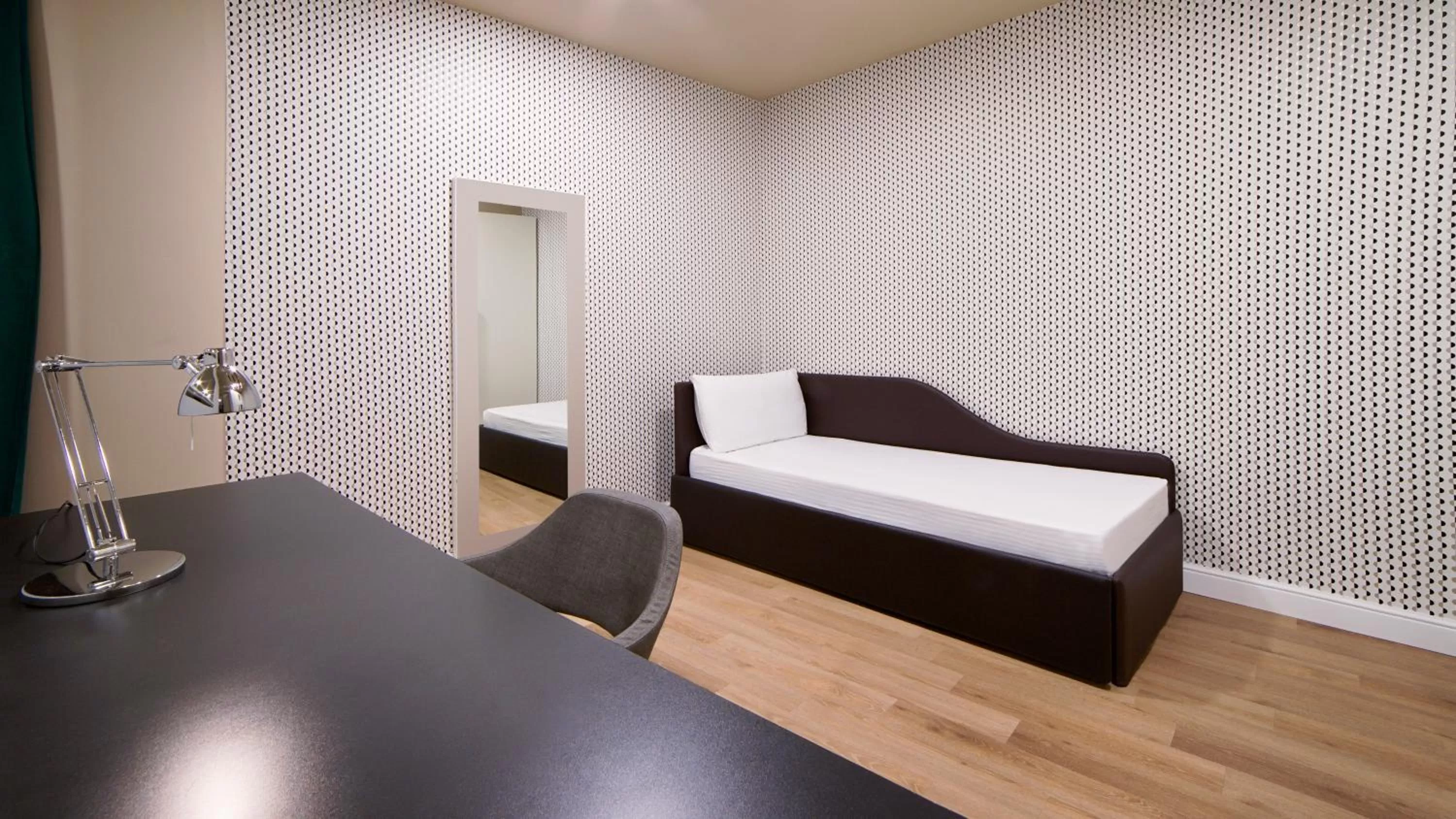 children, Bed in Holiday Inn Nola - Naples Vulcano Buono, an IHG Hotel