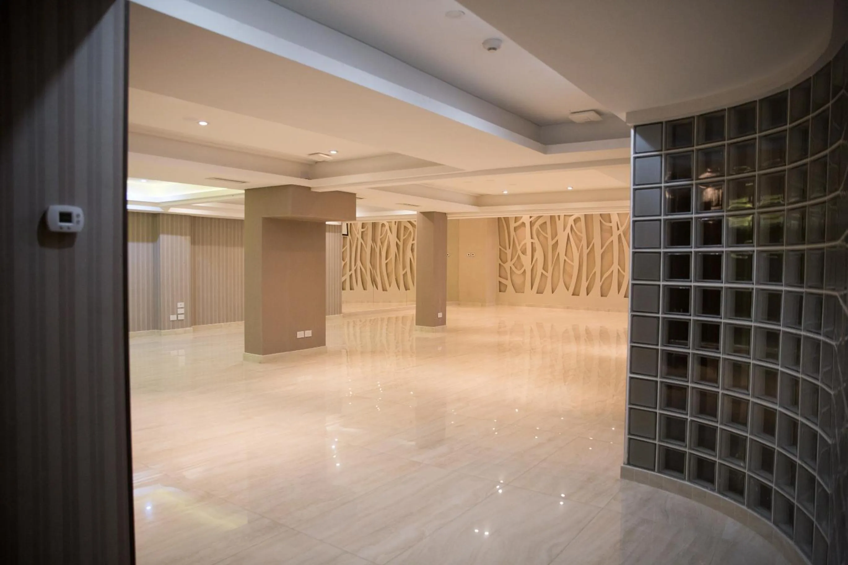 Living room in Howard Johnson Plaza Buenos Aires