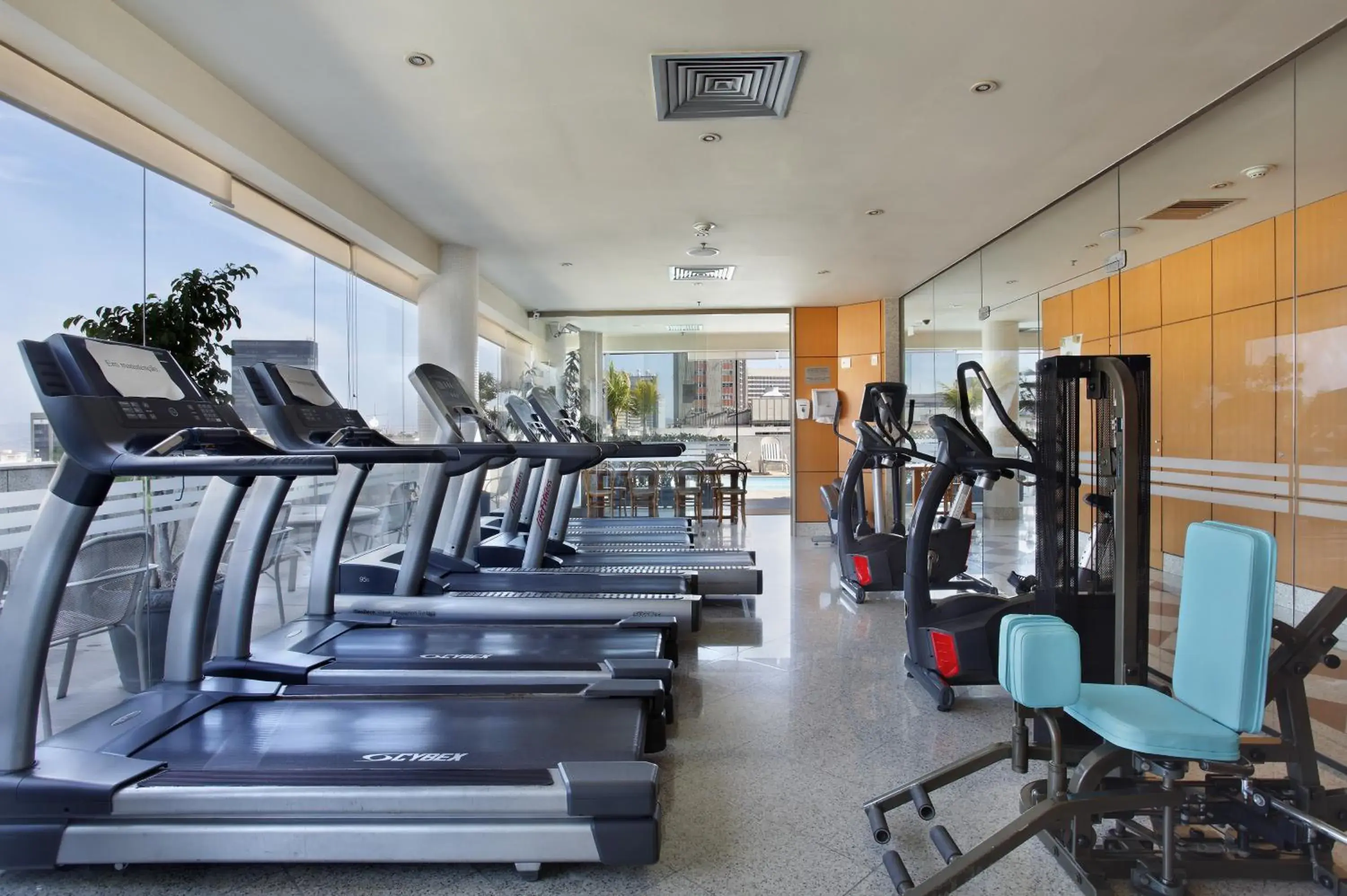Fitness centre/facilities in Windsor Guanabara Hotel Fitness centre/facilities in Windsor Guanabara Hotel