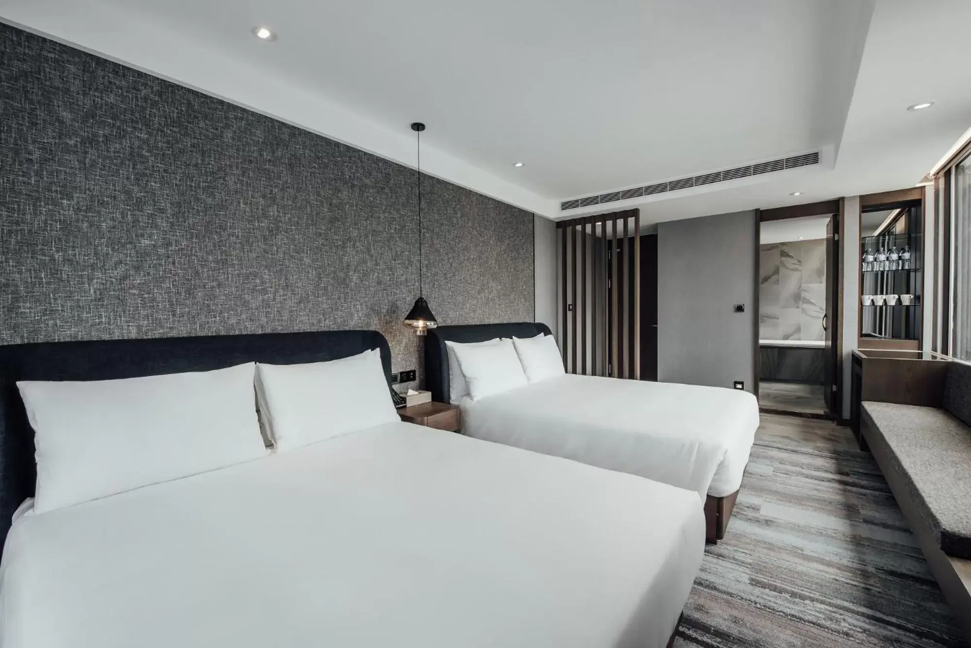 Seating area, Bed in Harbour 10 Hotel