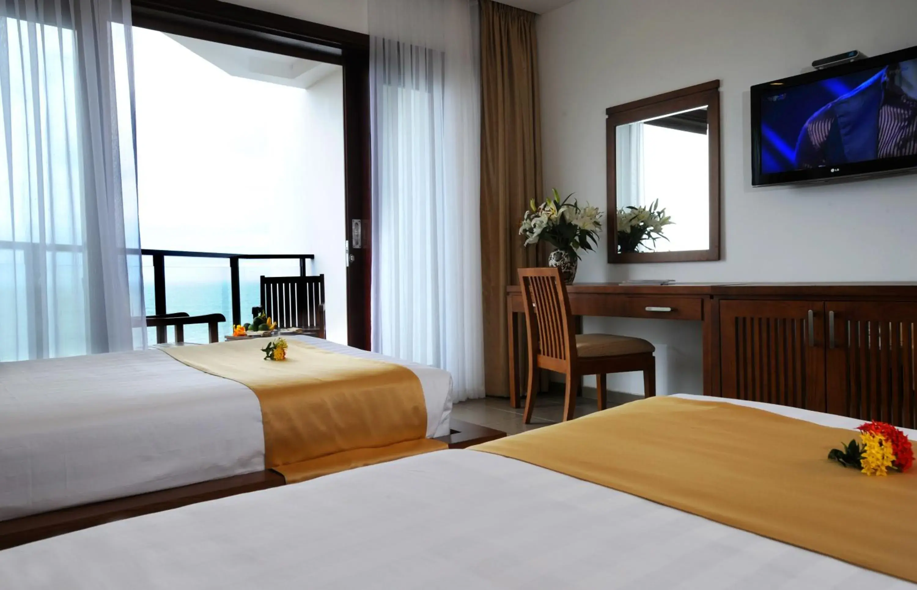 Day, Bed in Unique Mui Ne Resort and Spa