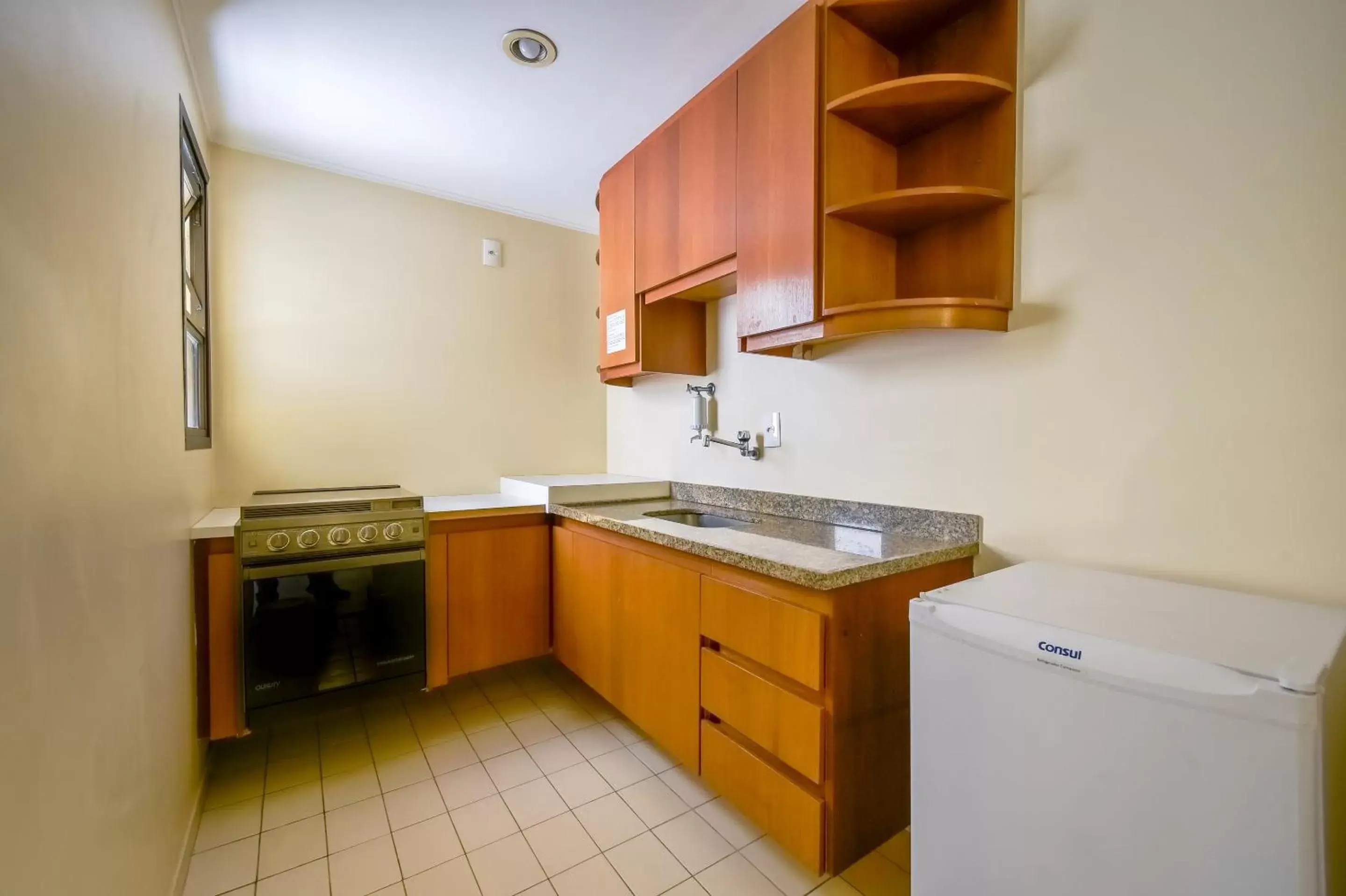 Kitchen or kitchenette, Kitchen/Kitchenette in Capital O Park Tower, Campinas