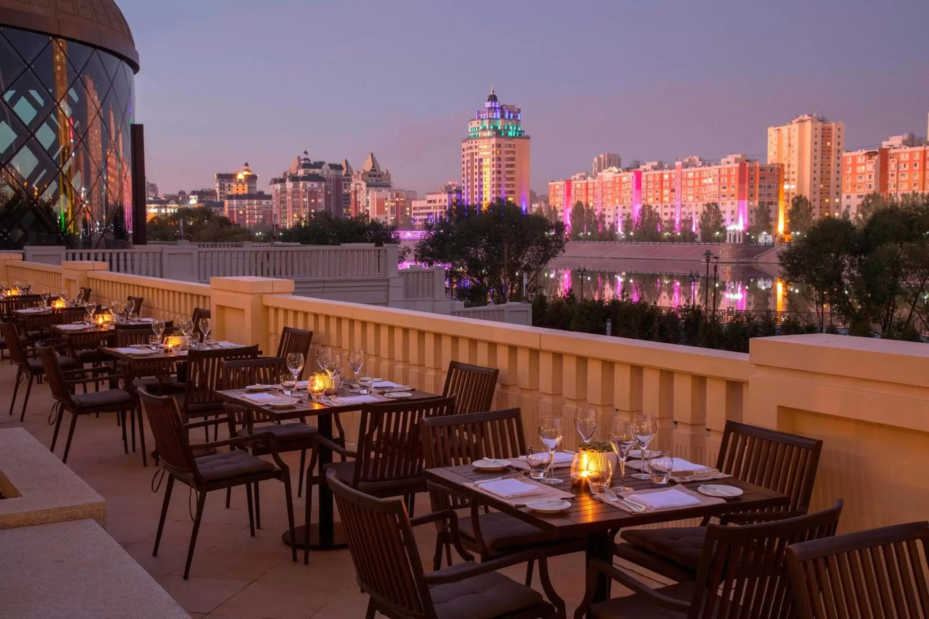 Restaurant/Places to Eat in The St. Regis Astana