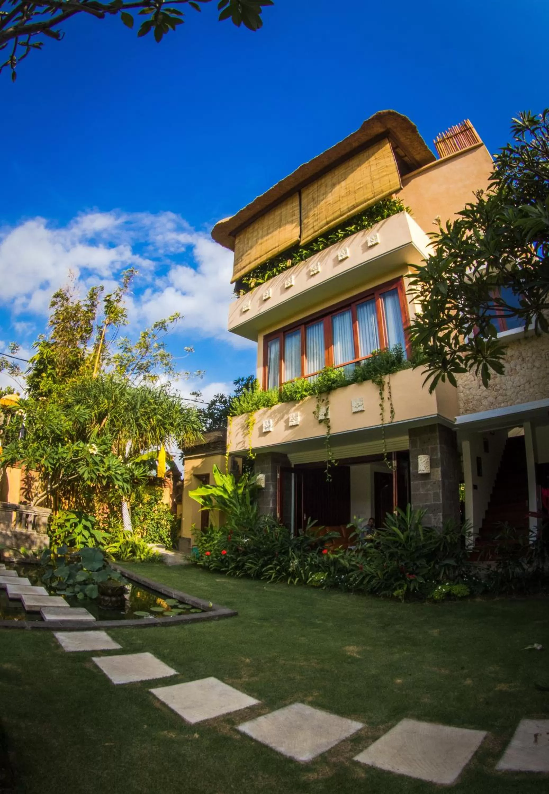 Garden in Manzelejepun Villa & Pavilion