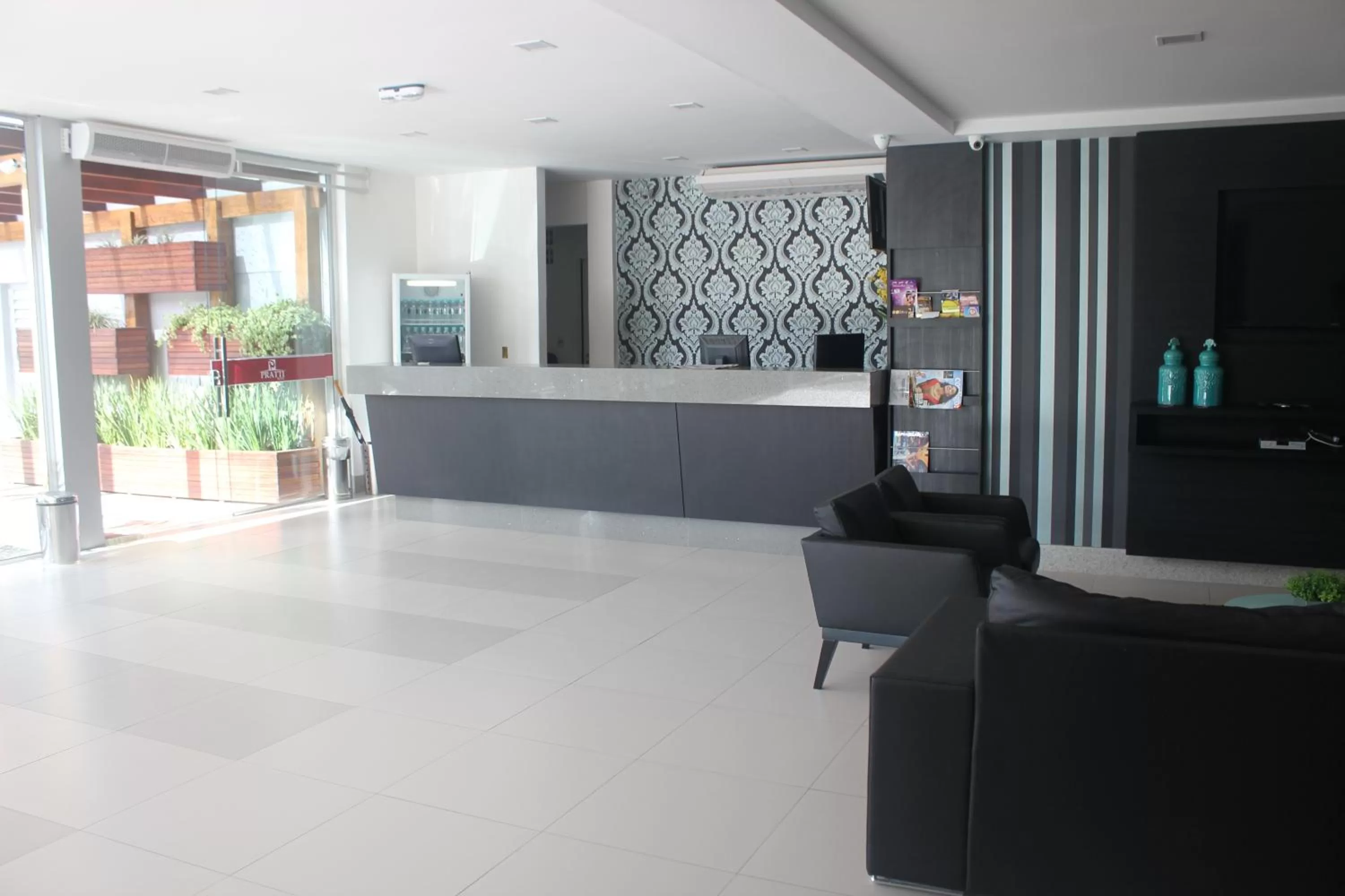 Lobby or reception in Pratti Hotel