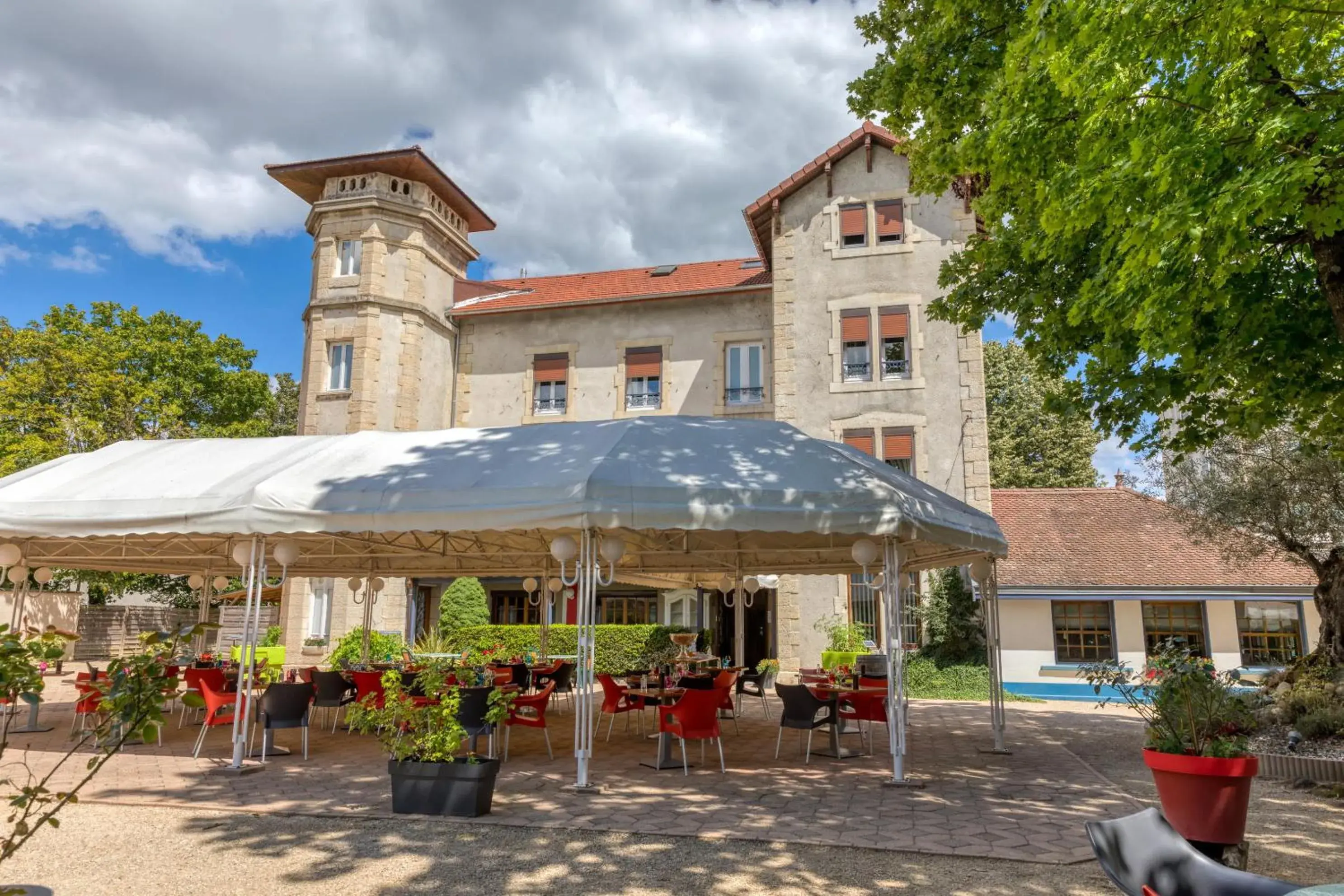 Facade/entrance, Property Building in La Commanderie de Champarey