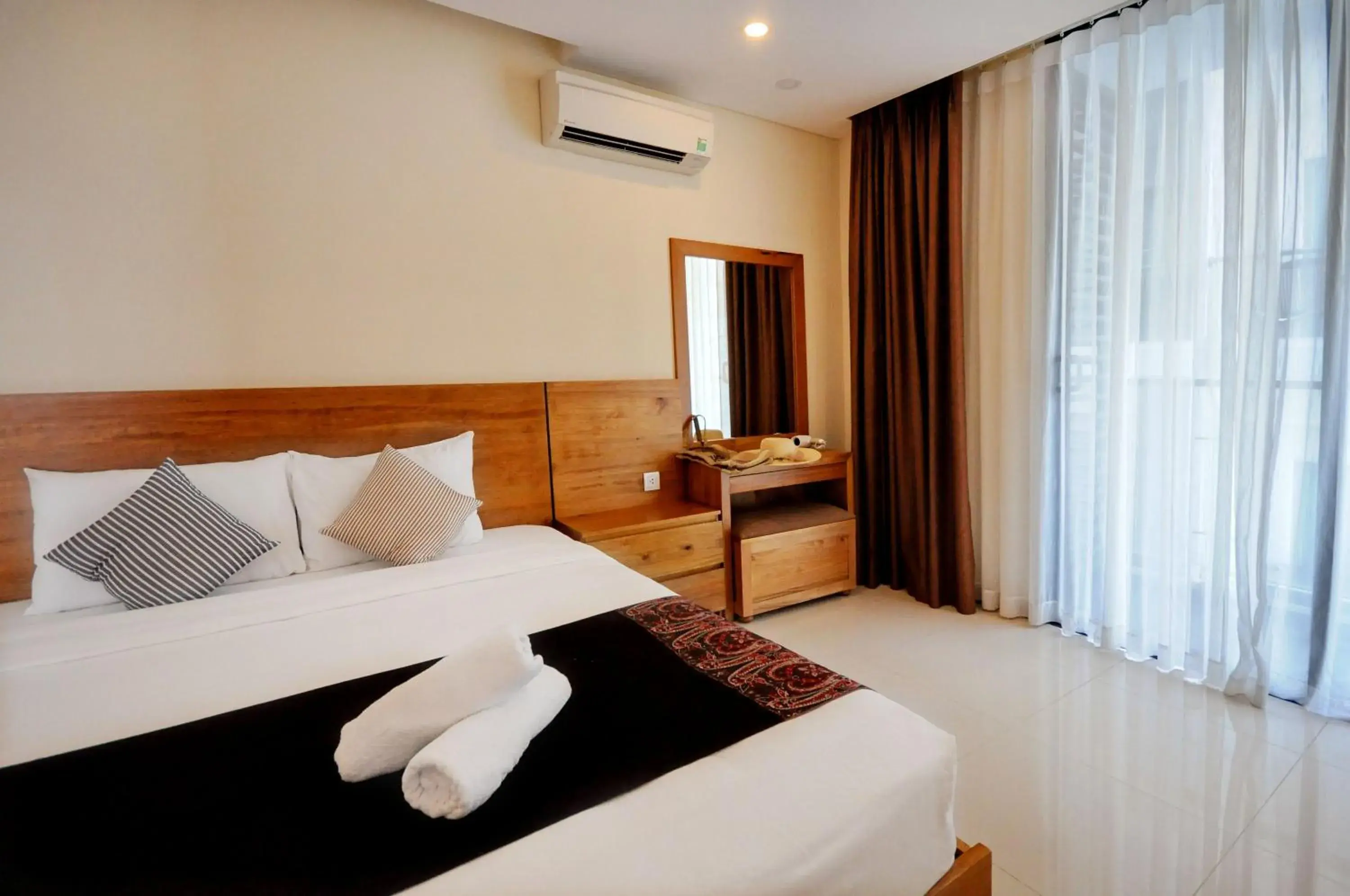 Bed in Holi Beach Hotel & Apartments