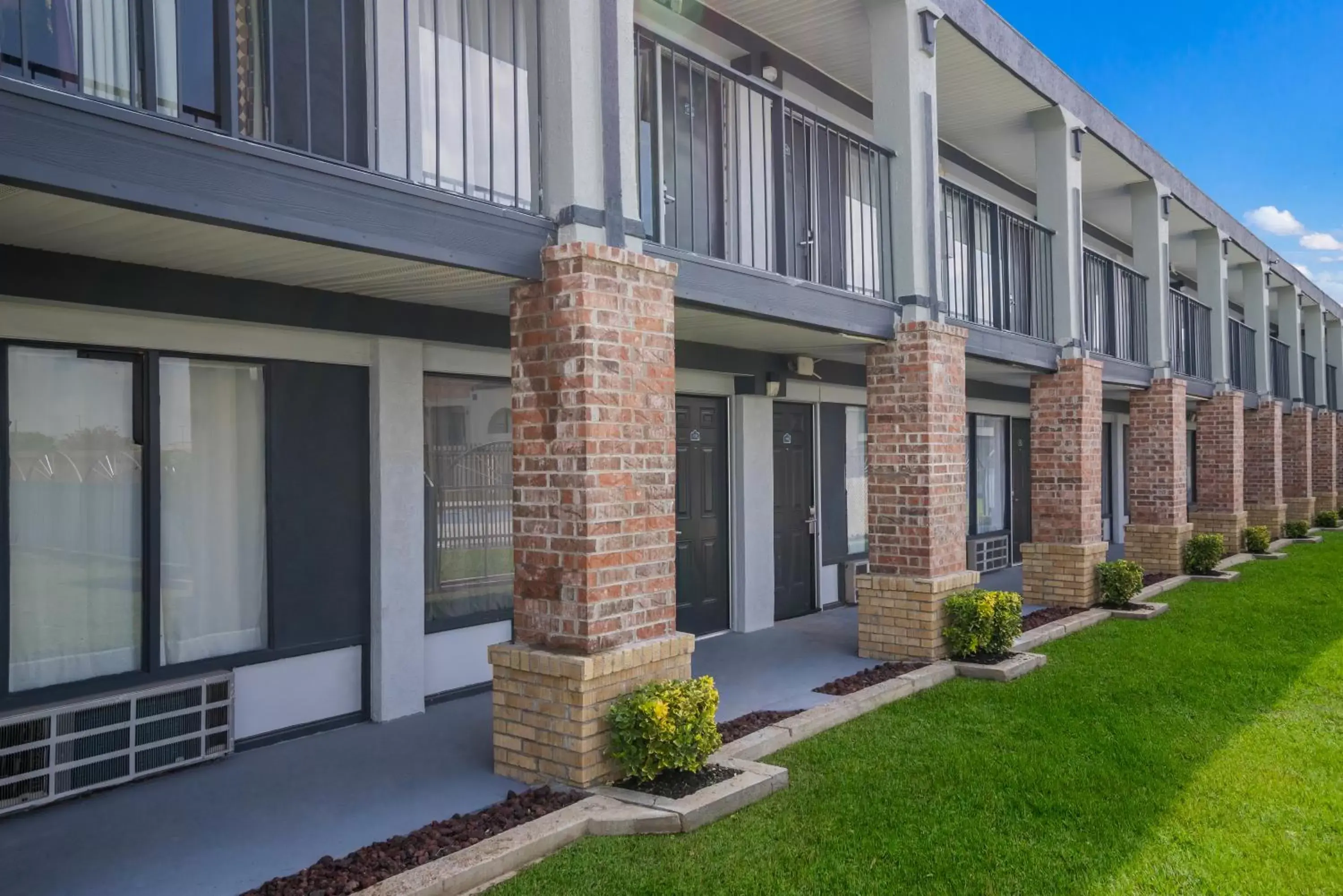 Property building in Americas Best Value Inn and Suites Blytheville by Sonesta Property building in Americas Best Value Inn and Suites Blytheville by Sonesta