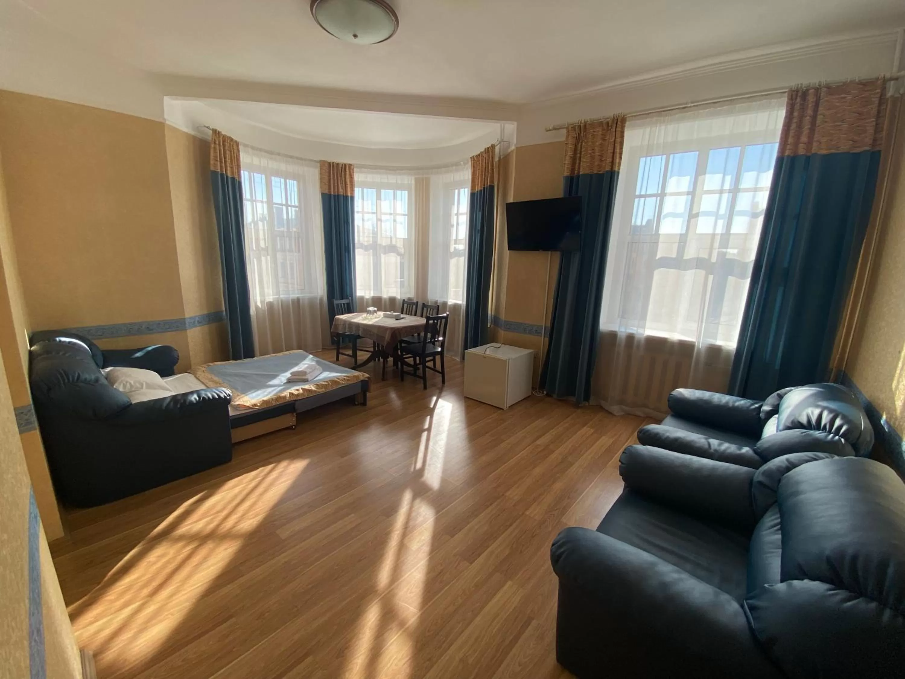 Photo of the whole room in Viktorija