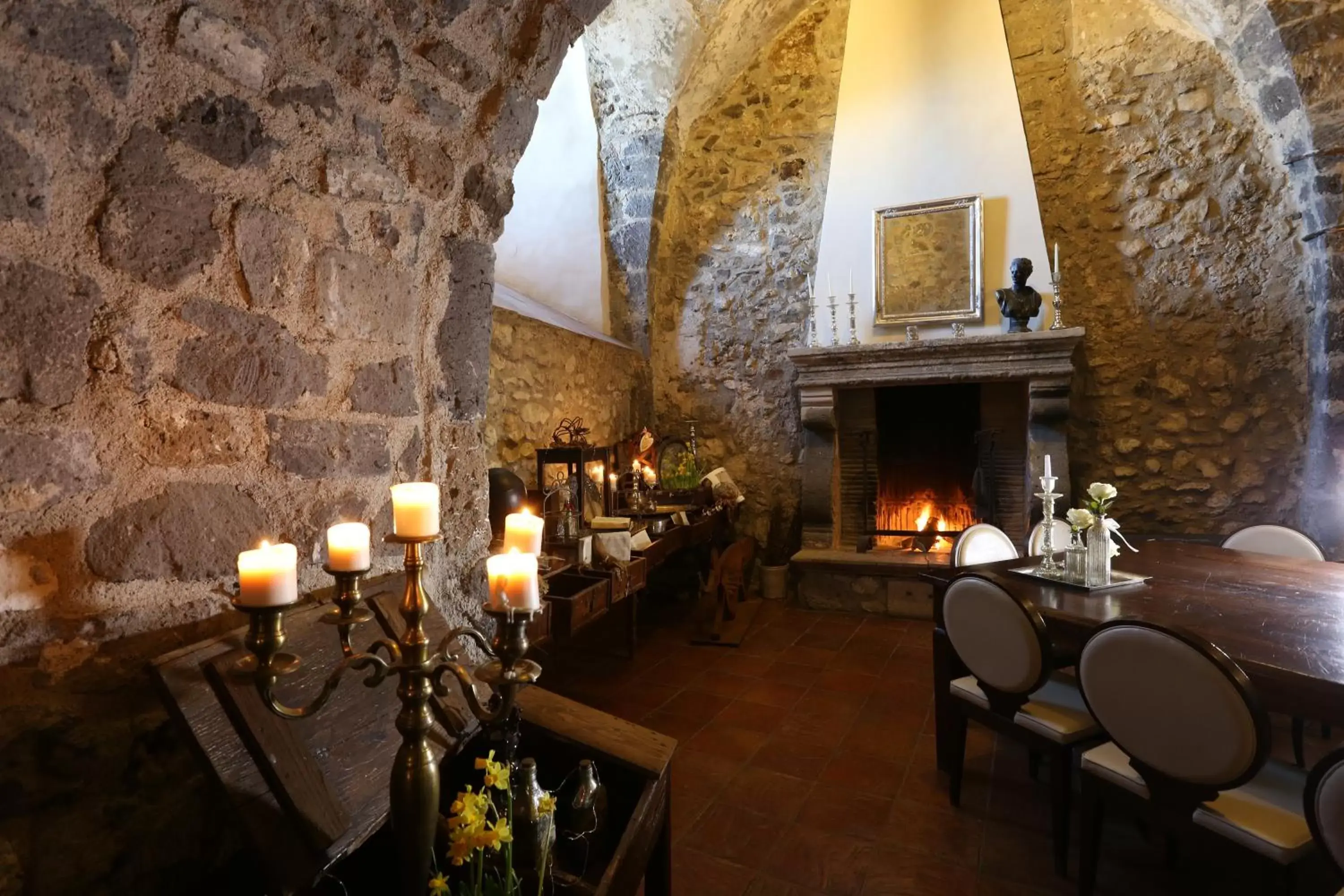 Day, Restaurant/Places to Eat in Castello di Limatola