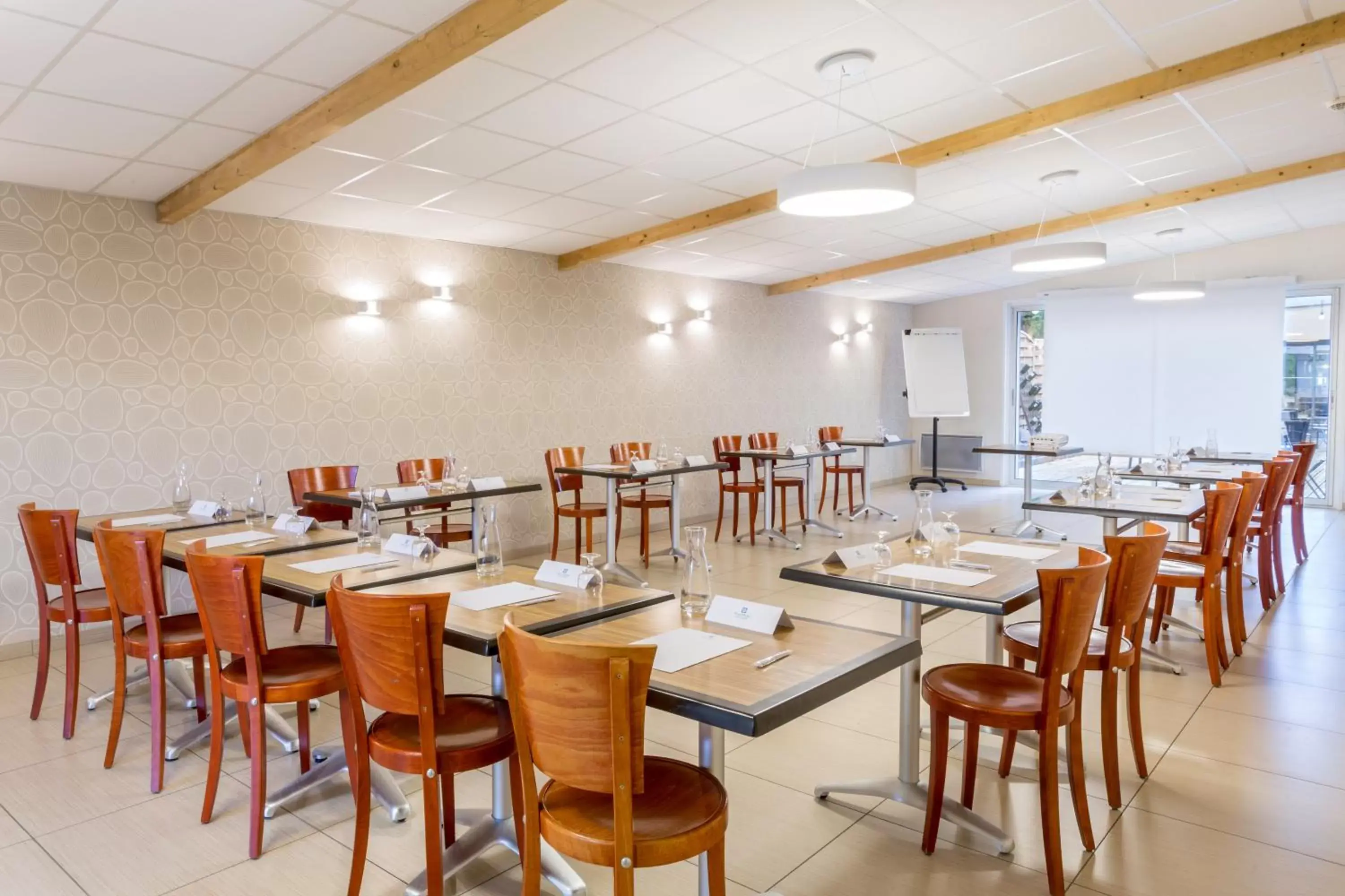 Meeting/conference room, Restaurant/Places to Eat in Sure Hotel by Best Western Reims Nord