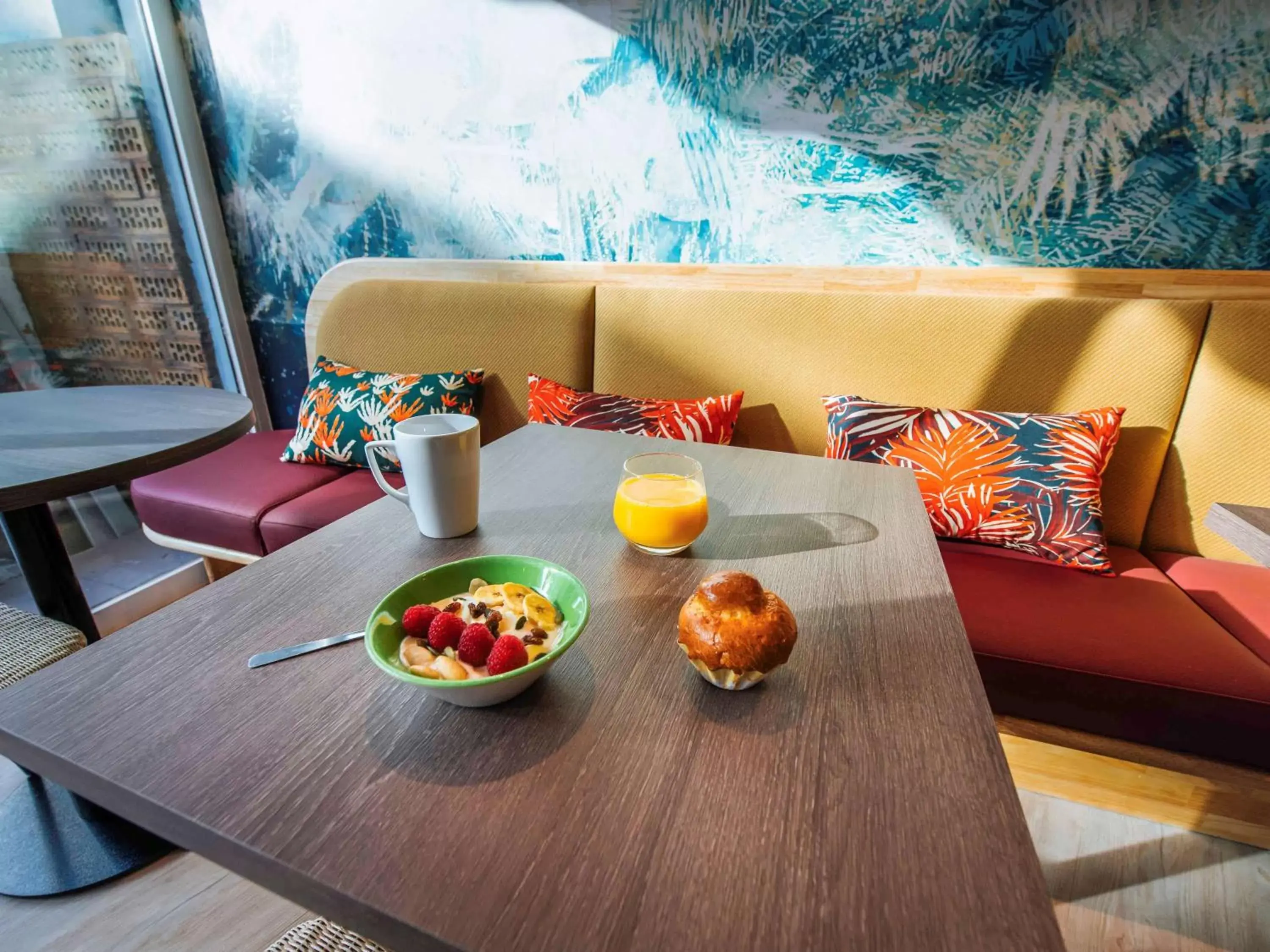 Restaurant/places to eat in ibis Styles Antibes Restaurant/places to eat in ibis Styles Antibes