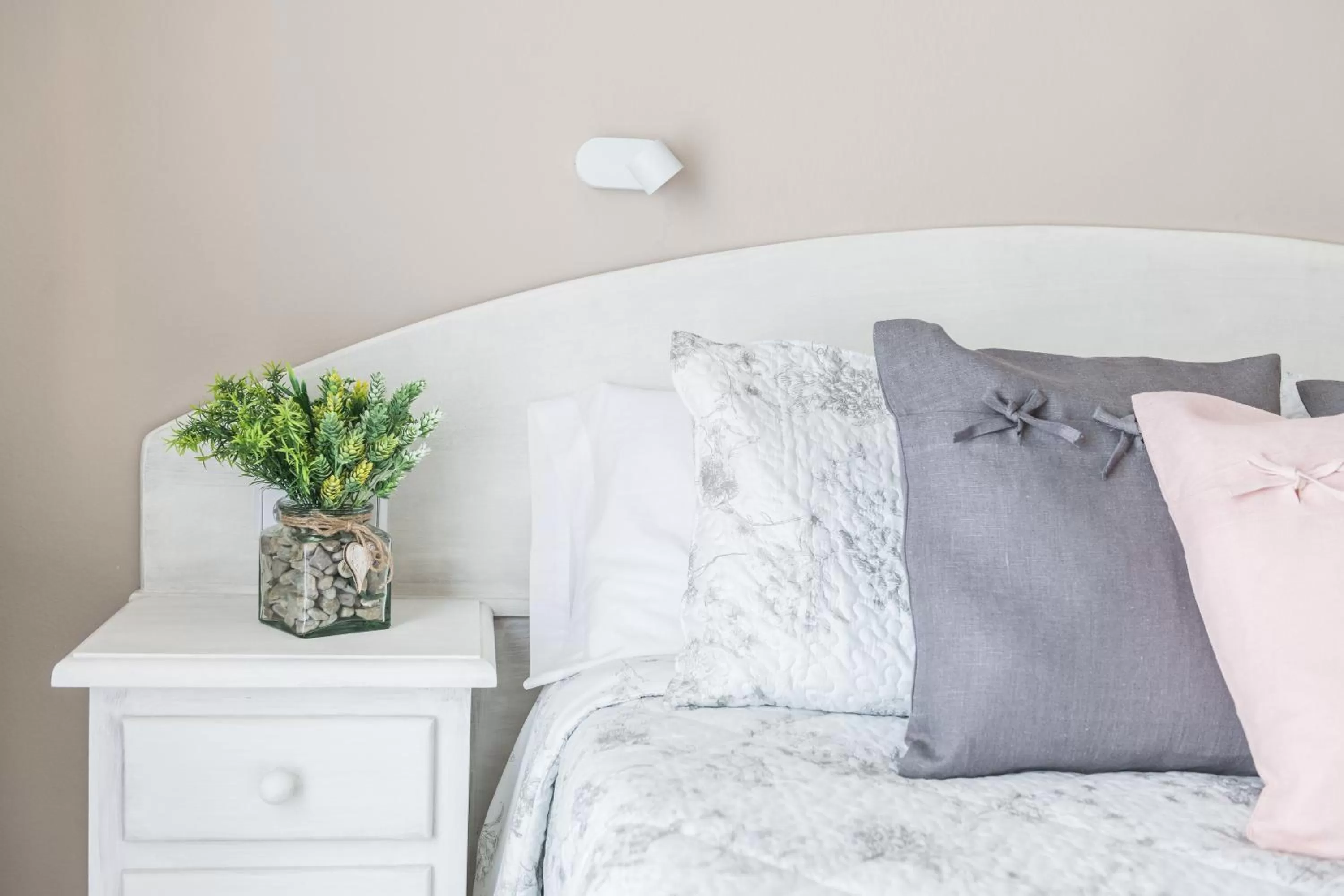 Bedroom, Bed in Hostal Buenos Aires