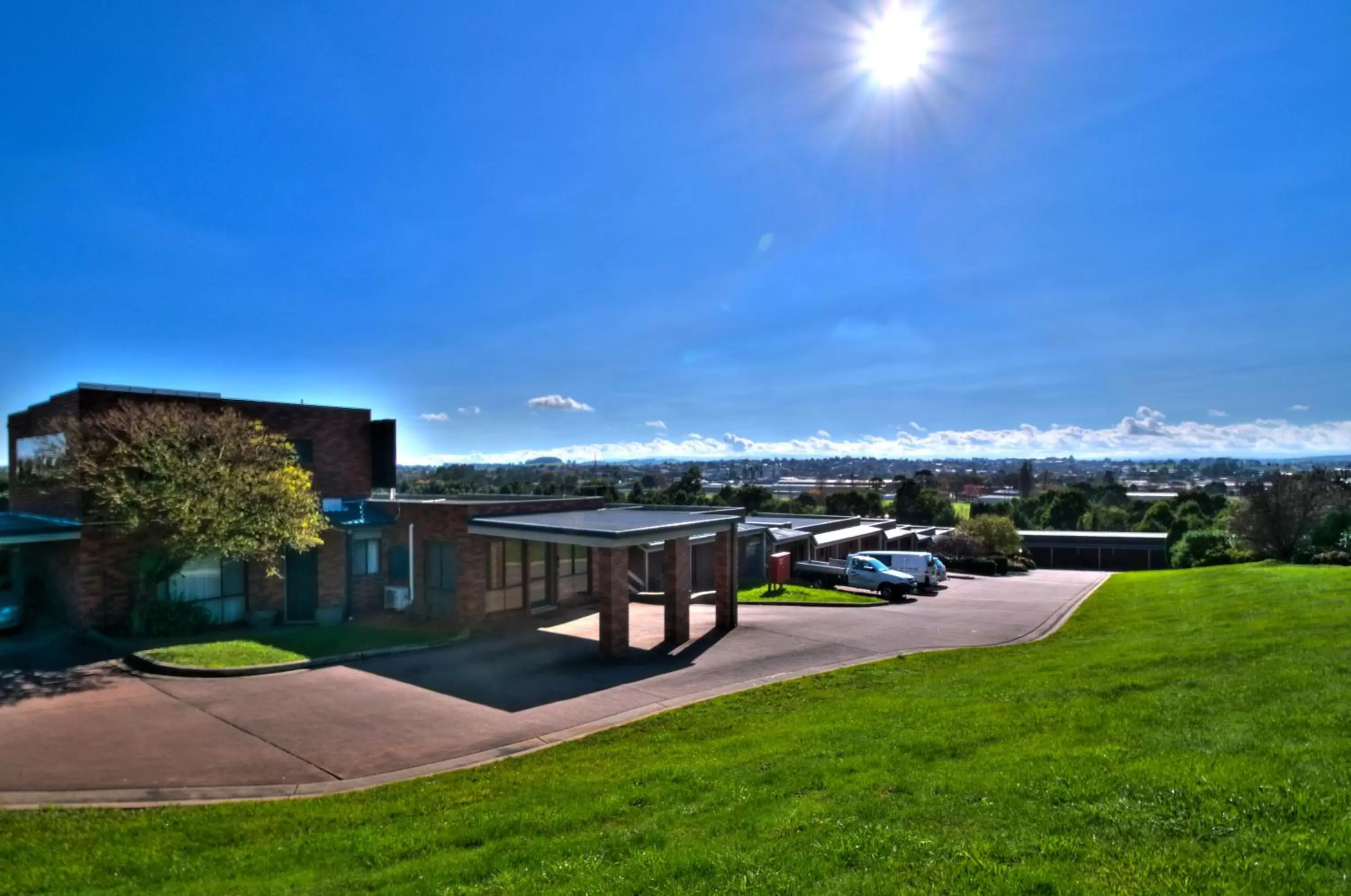 Property building in Warragul Views Motor Inn